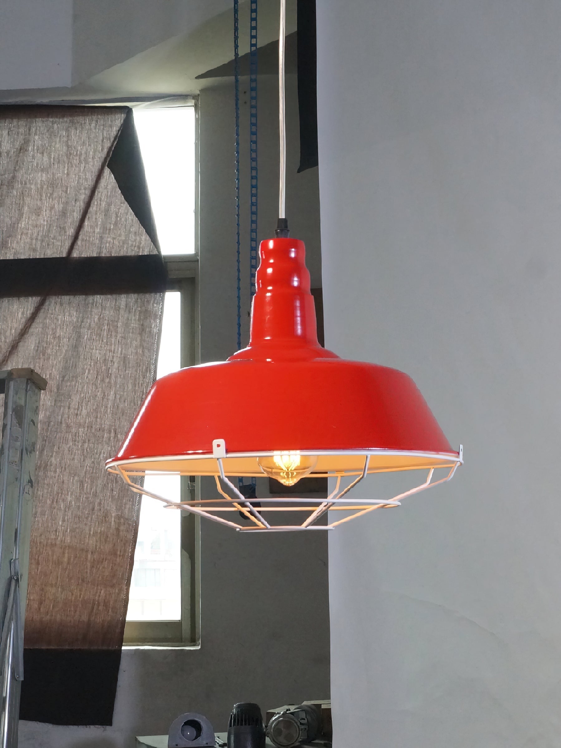 Voss Pendant Light