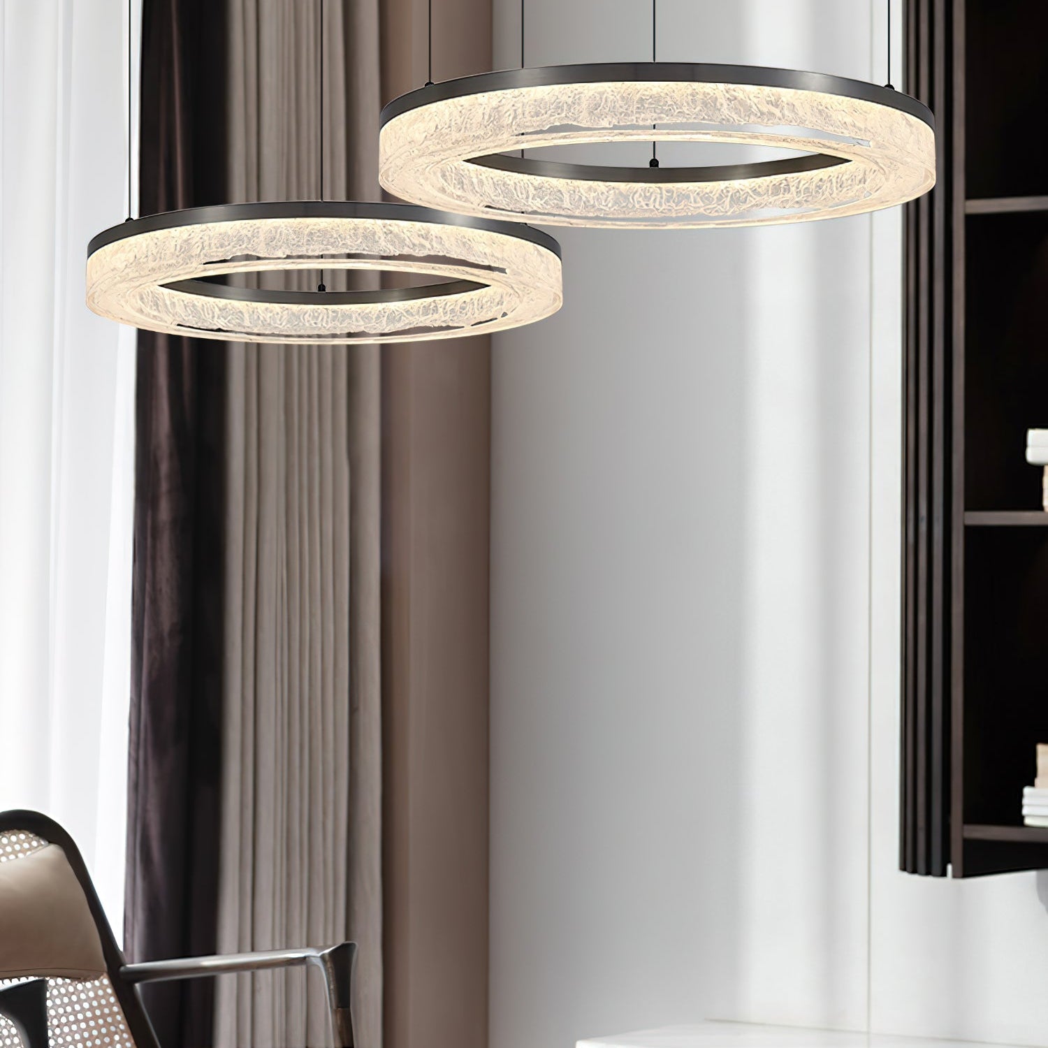 Thalyn Chandelier