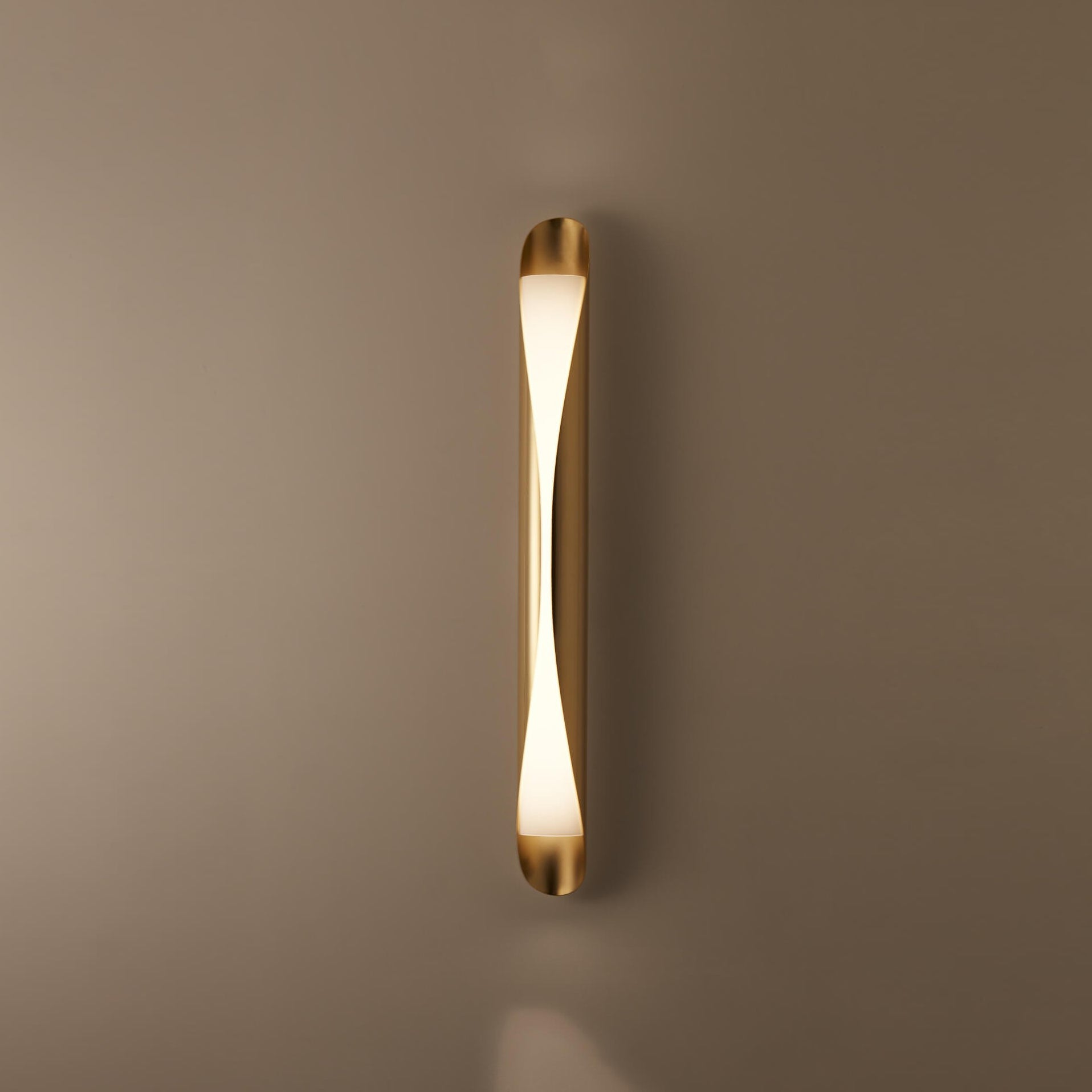 Maren Wall Lamp