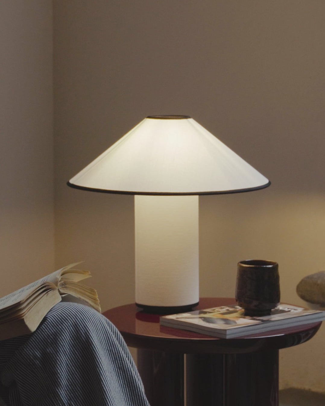 Maddy Minimalist Table Lamp-Neutral Decor