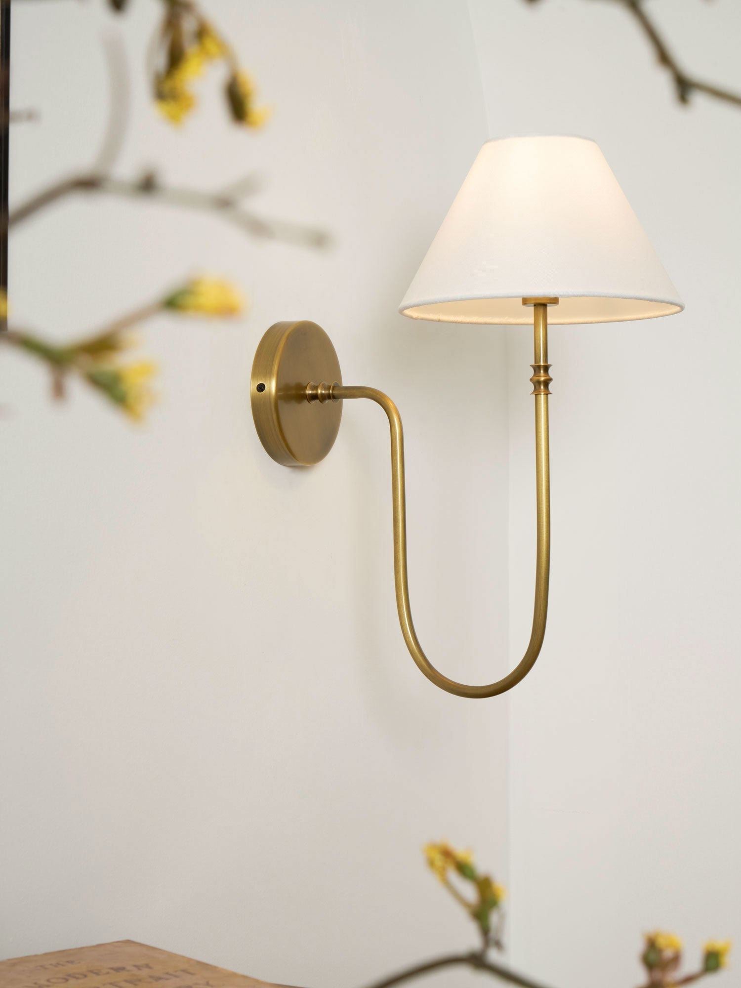 Devenq Vintage Industrial Fabric Wall Light-Neutral Decor