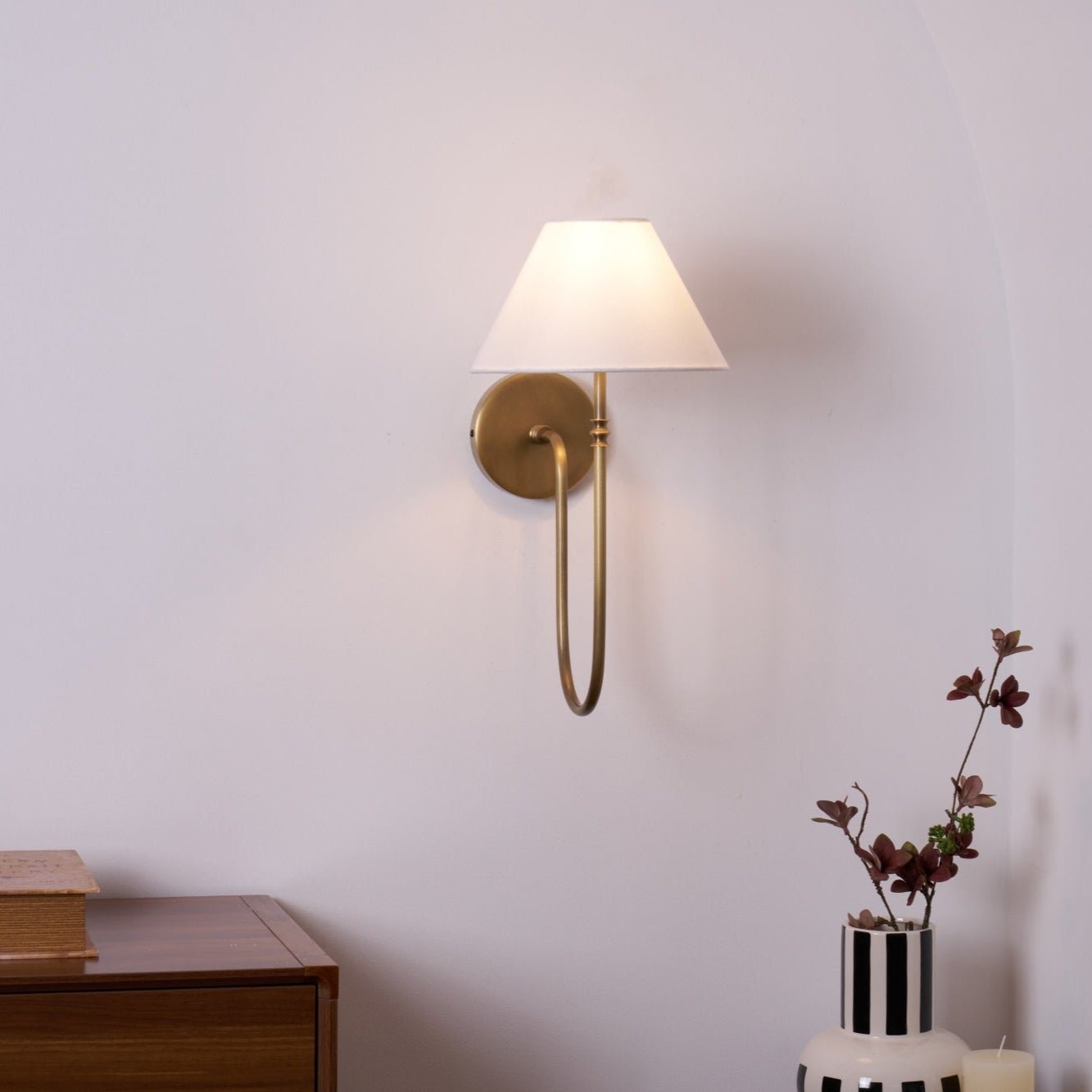 Devenq Vintage Industrial Fabric Wall Light-Neutral Decor