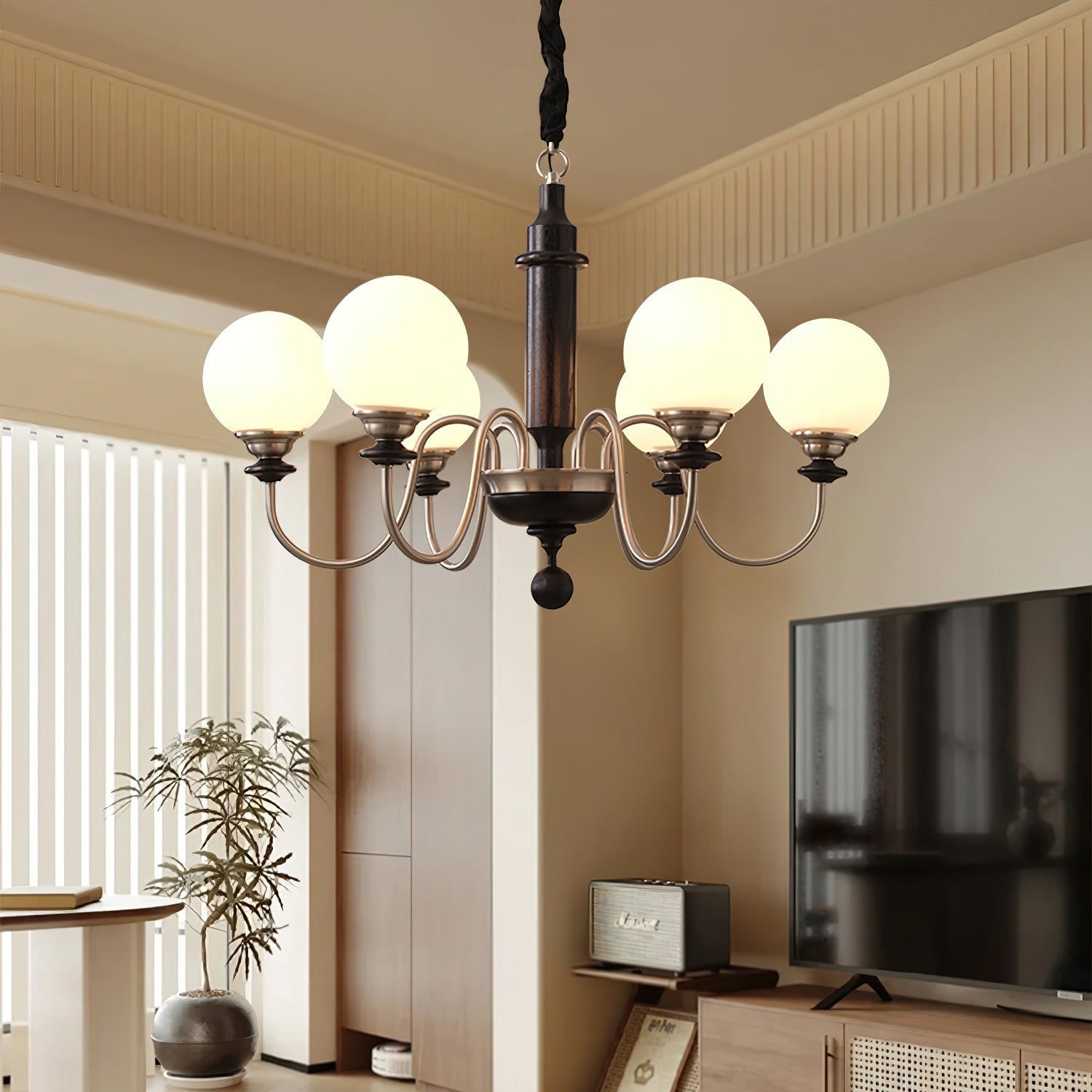 Nyvinia Vintage Brass Glass Chandelier-Neutral Decor