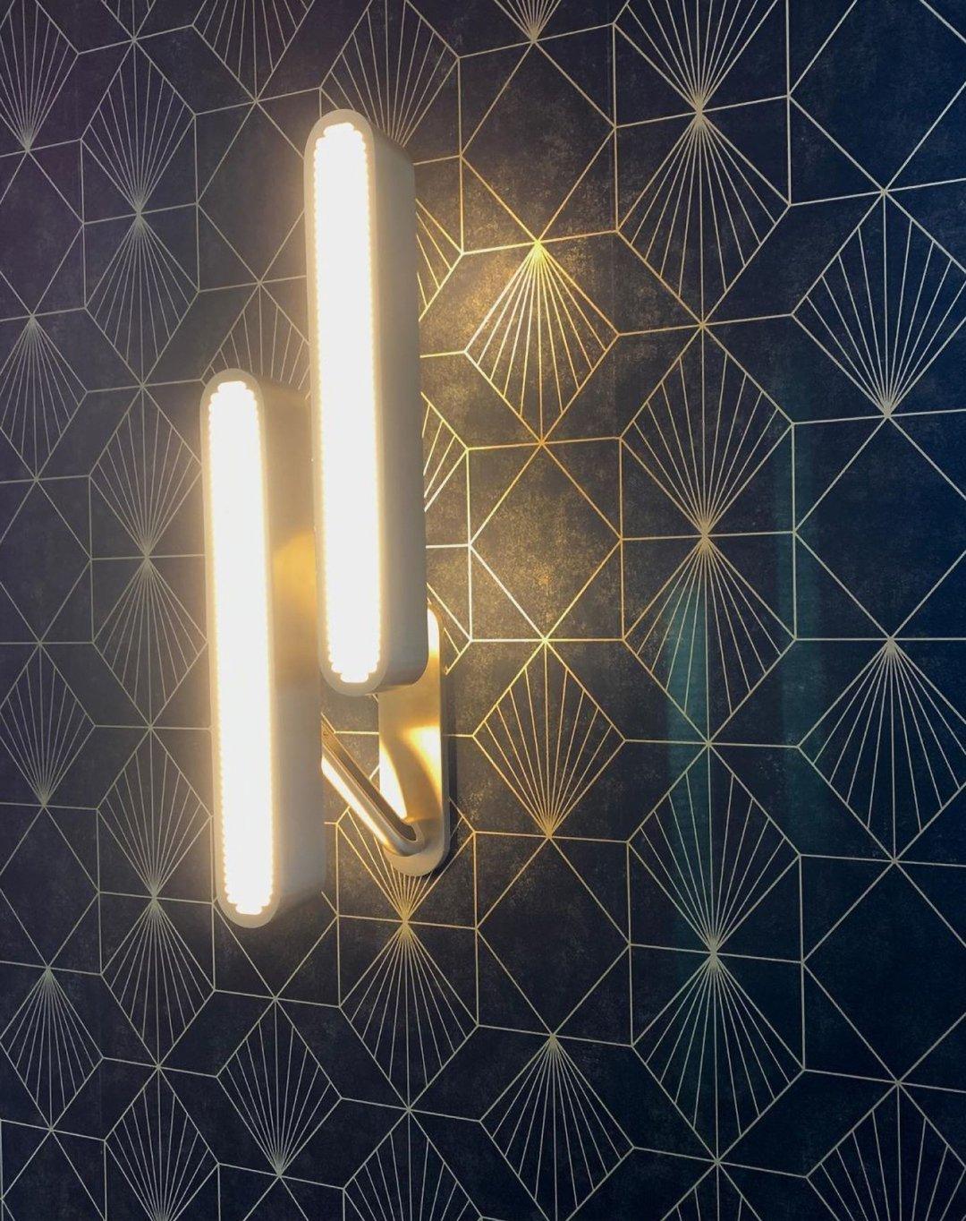 Lustra Wall Lamp Brass Slotted Grill-Neutral Decor