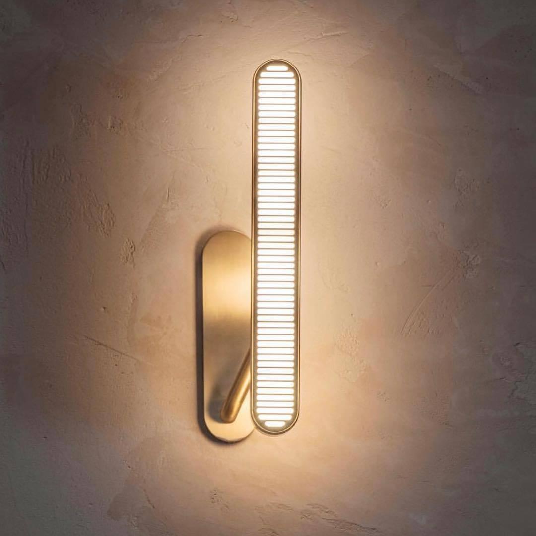 Lustra Wall Lamp Brass Slotted Grill-Neutral Decor