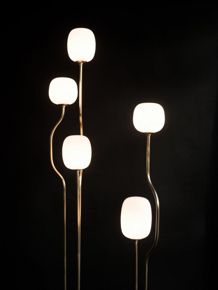 Aria Elegant Comet Floor Lamp-Neutral Decor