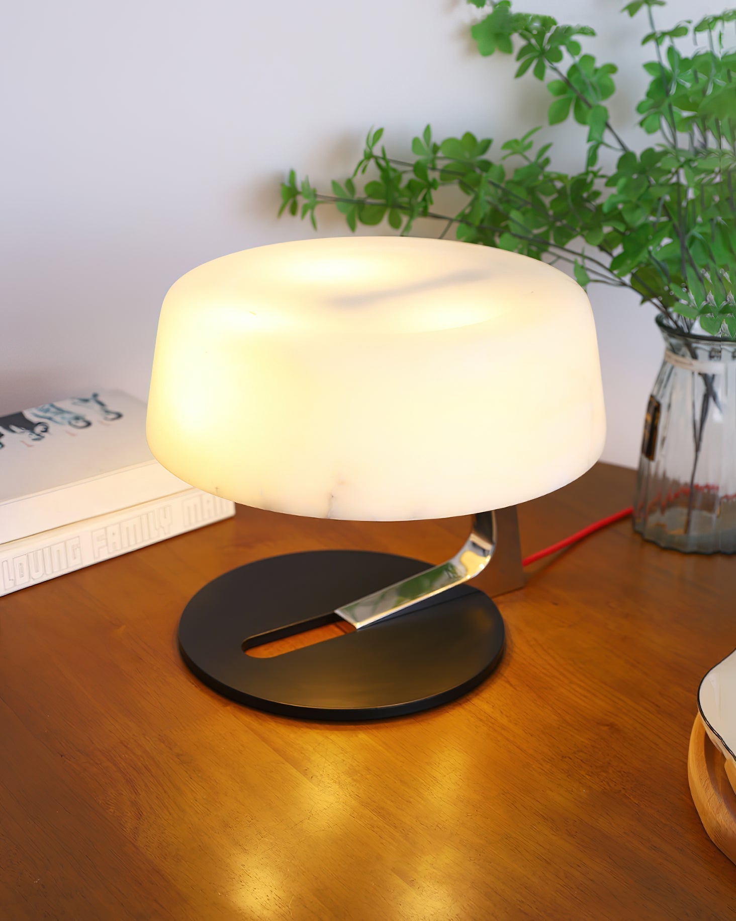 Nysolora Dome Alabaster Table Lamp-Neutral Decor