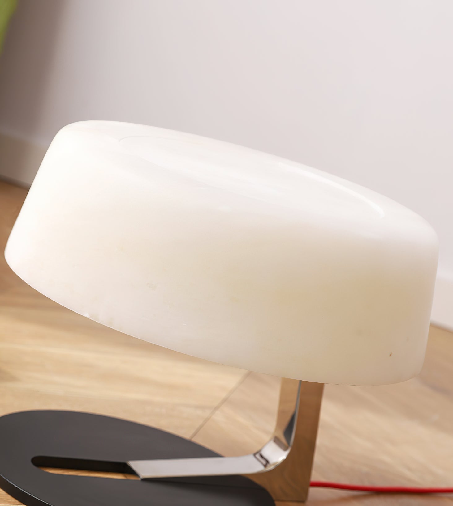 Nysolora Dome Alabaster Table Lamp-Neutral Decor