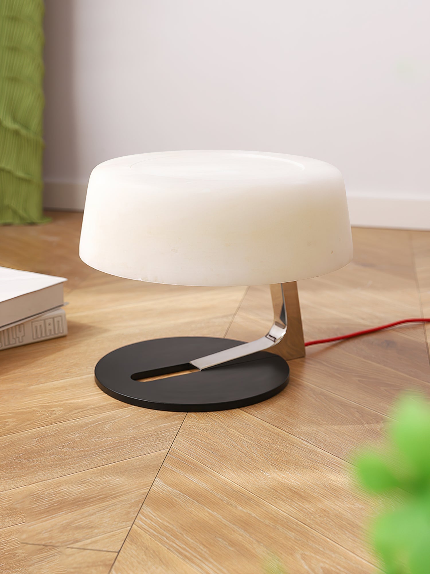 Nysolora Dome Alabaster Table Lamp-Neutral Decor