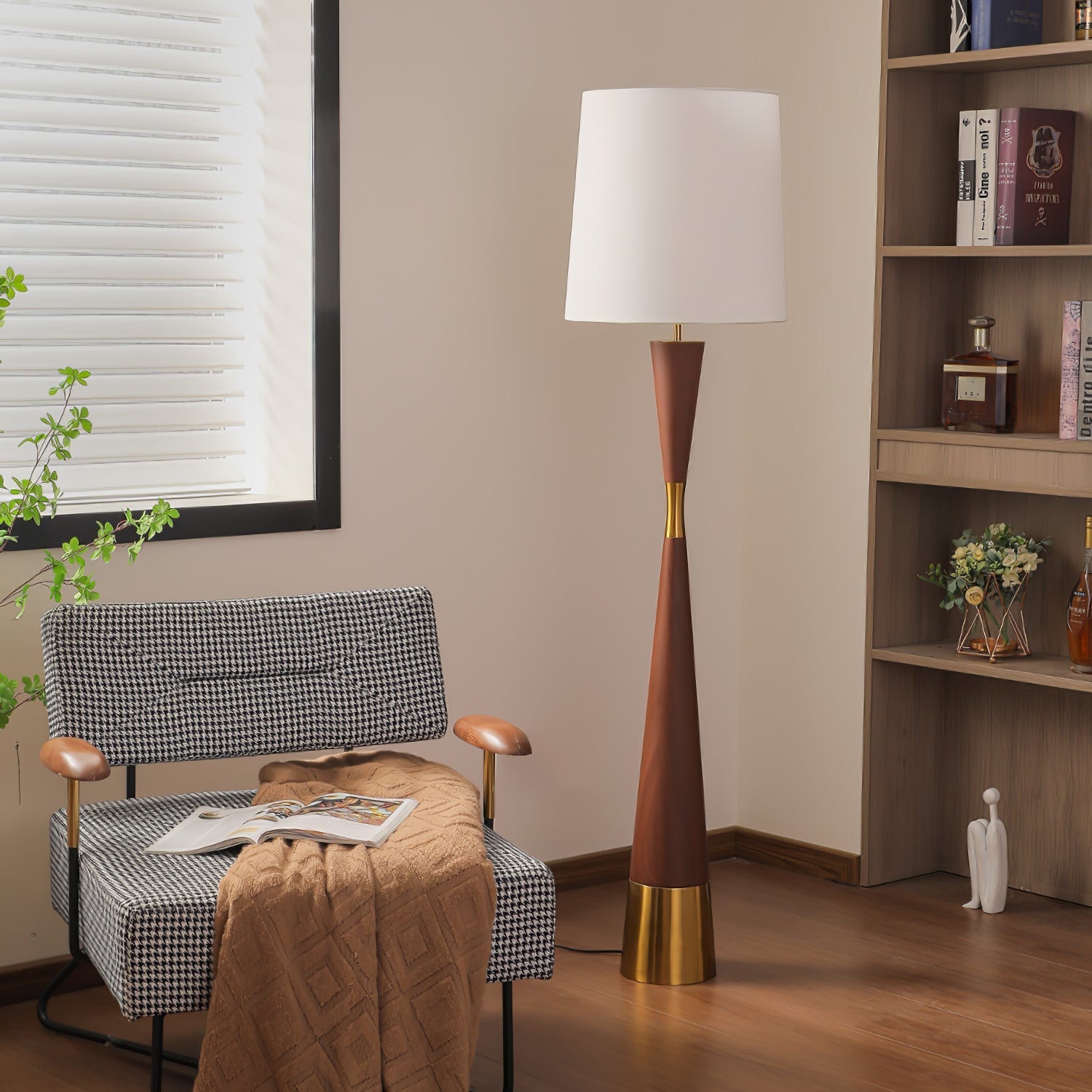 Cicaril Modern Table Lamp-Neutral Decor