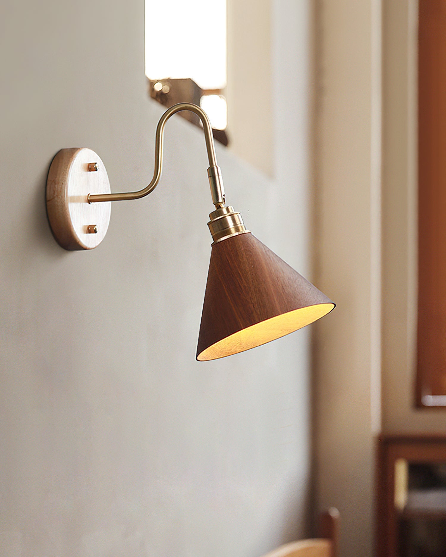 Elowen Wall Lamp