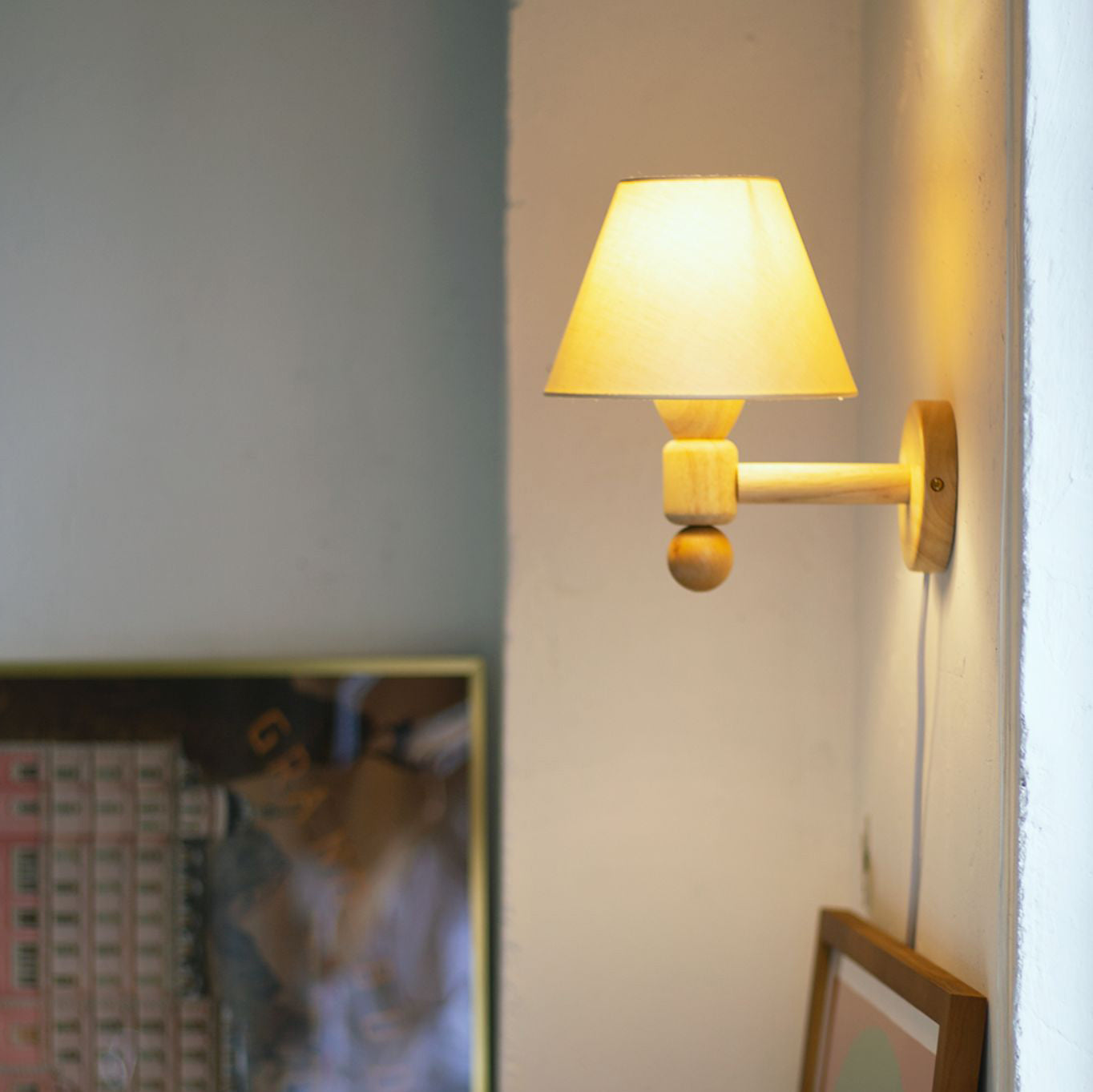 Tangerine Wall Lamp