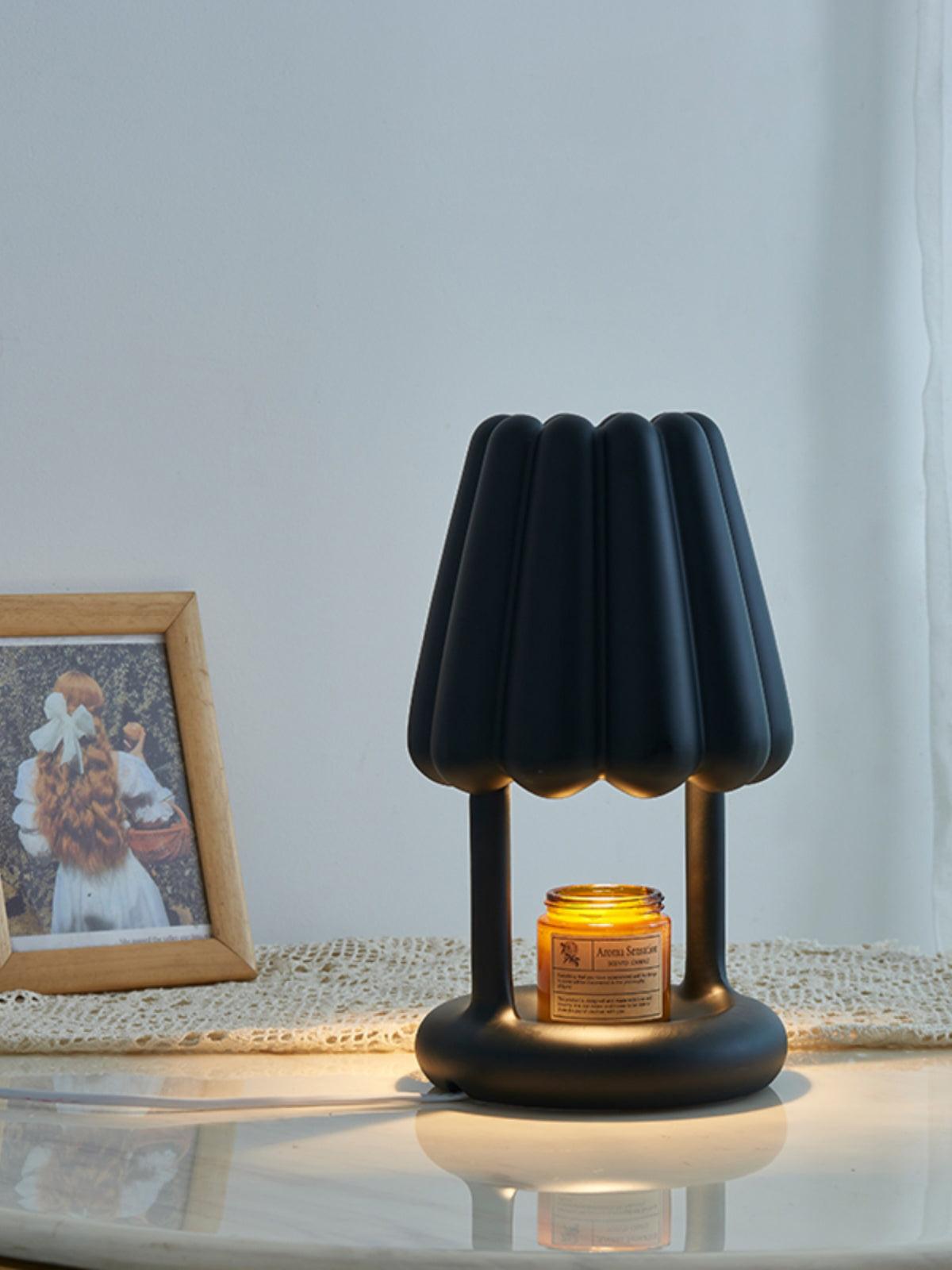 Edwin Modern Resin Table Lamp-Neutral Decor