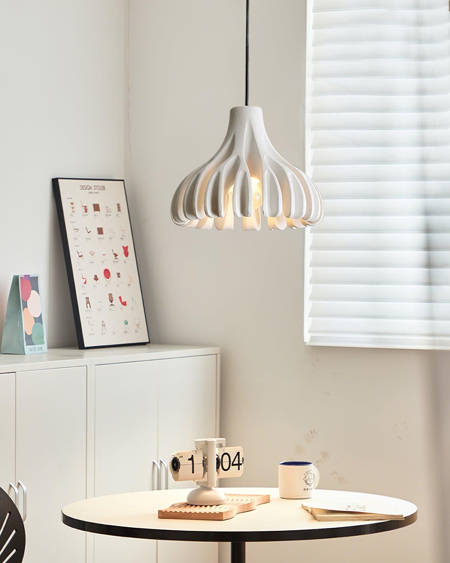 Valtu Coral Resin Pendant Lamp-Neutral Decor