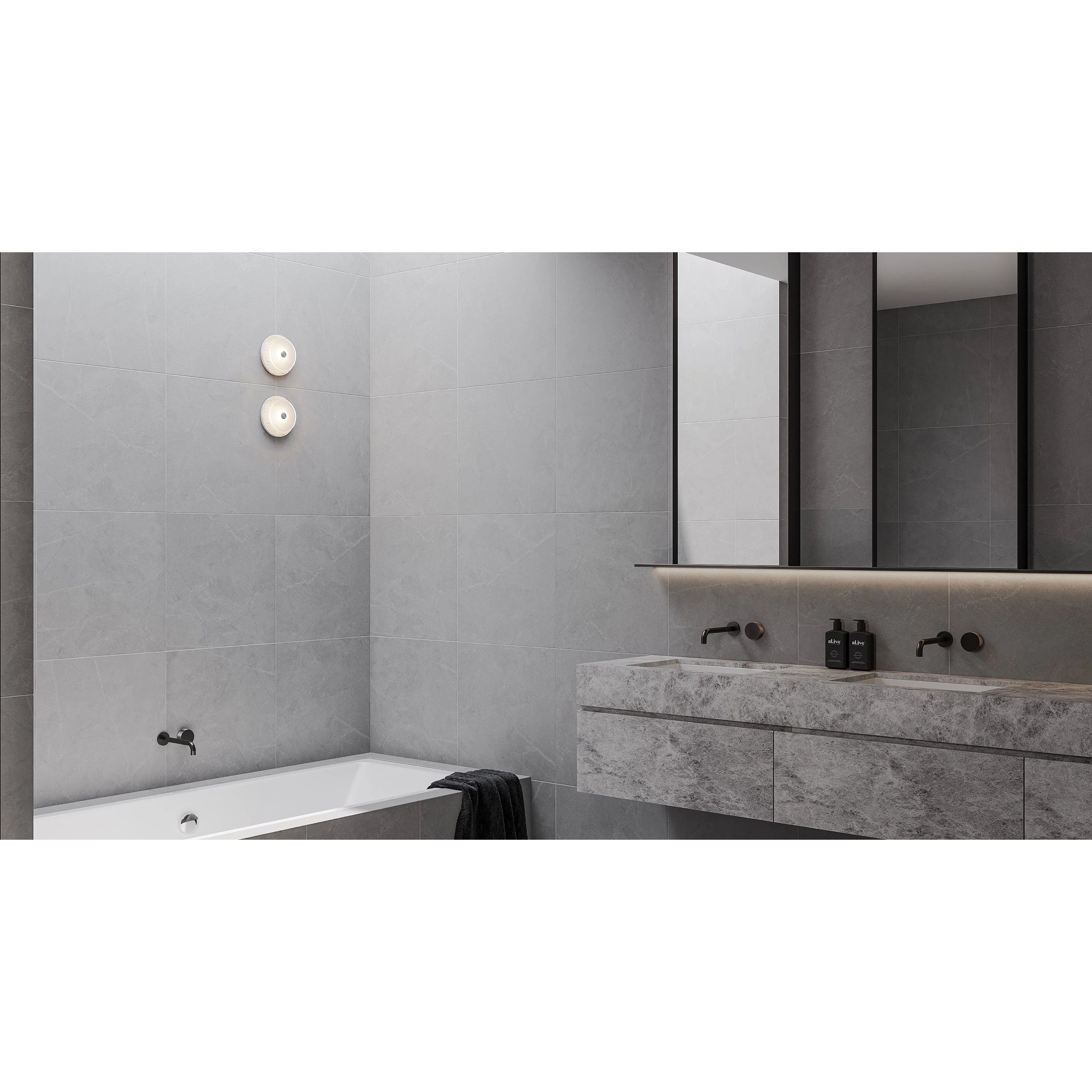 Kaelis Wall Lamp