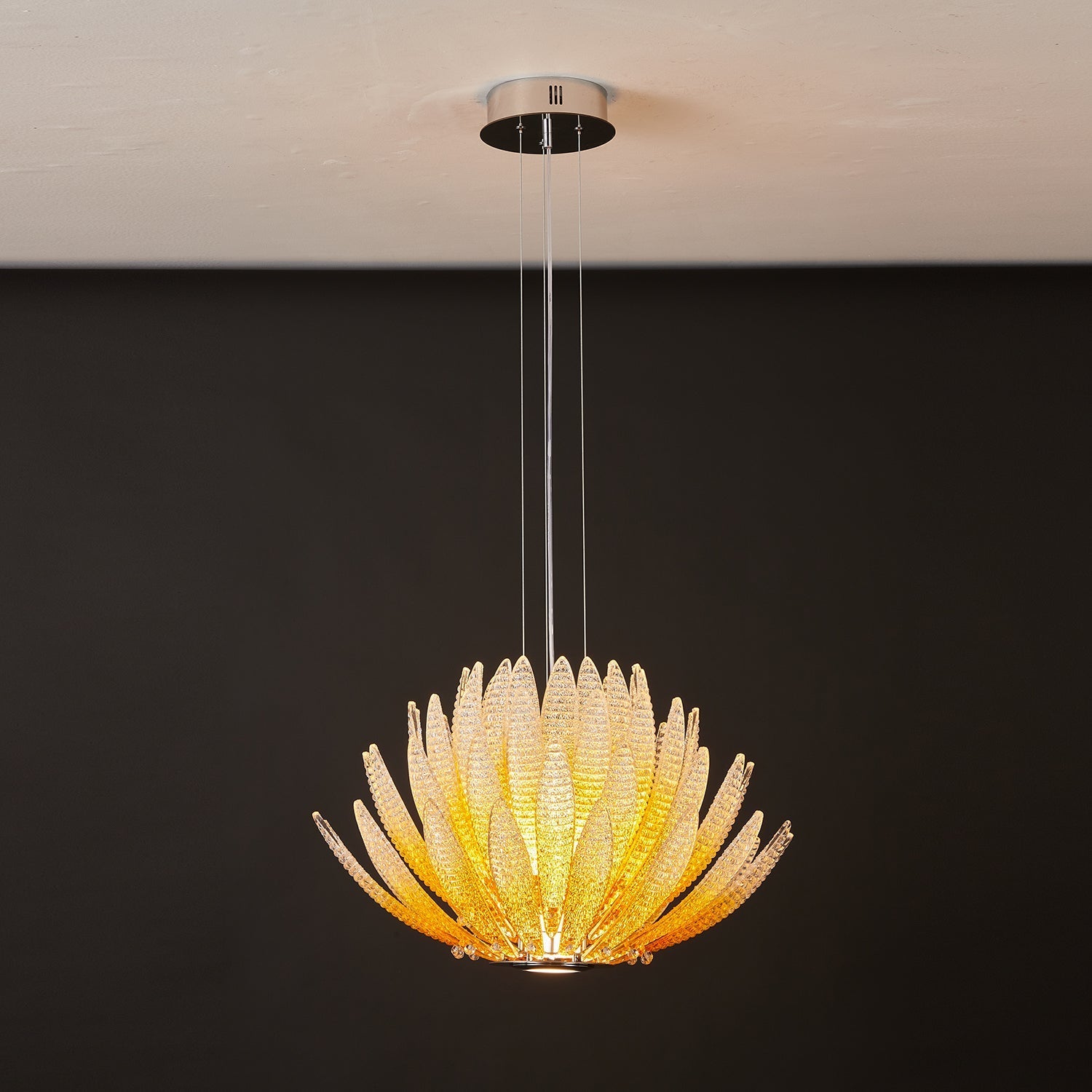 Chrysant Chandelier