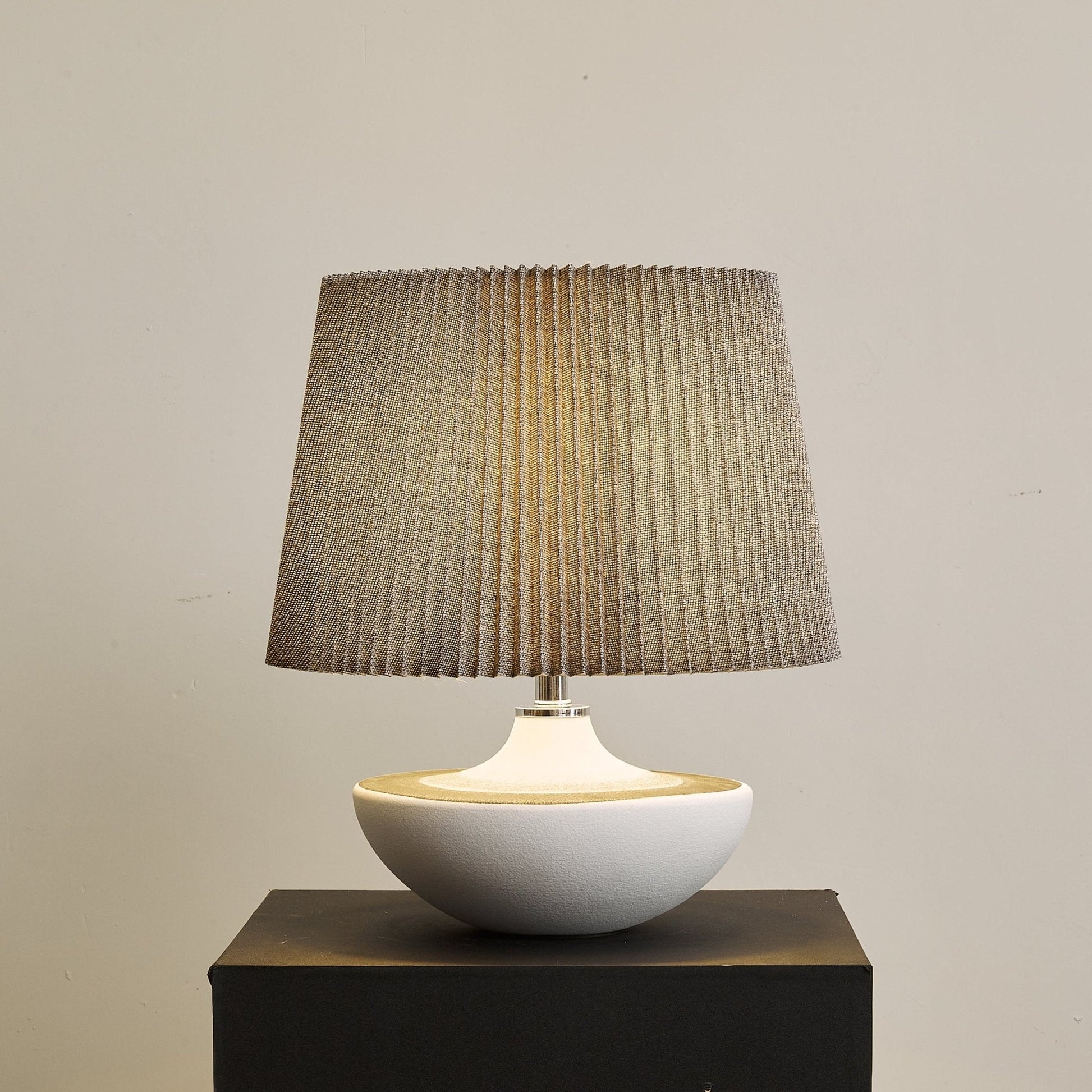 Mira Contemporary Ceramics Table Lamp-Neutral Decor