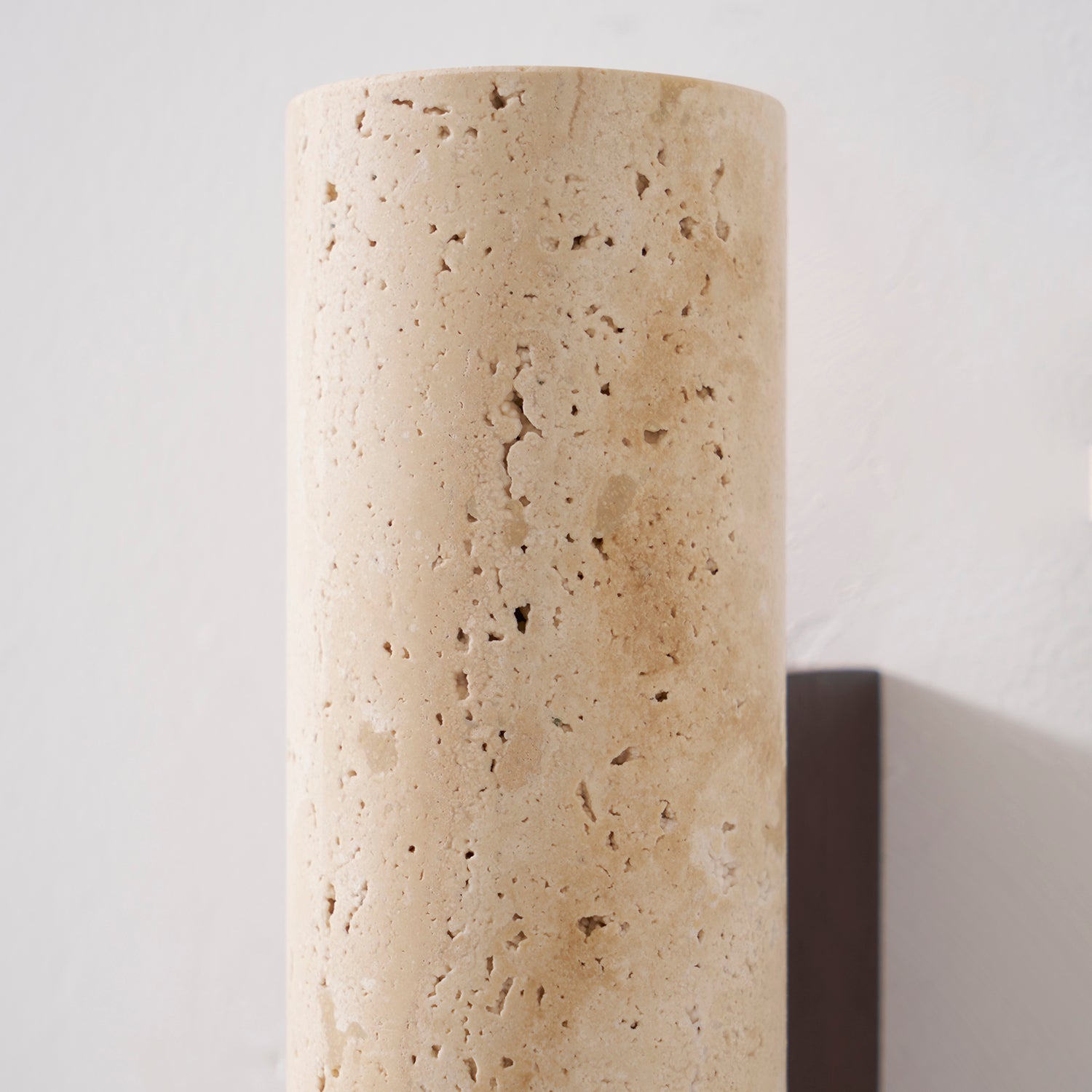 Cora Wall Lamp