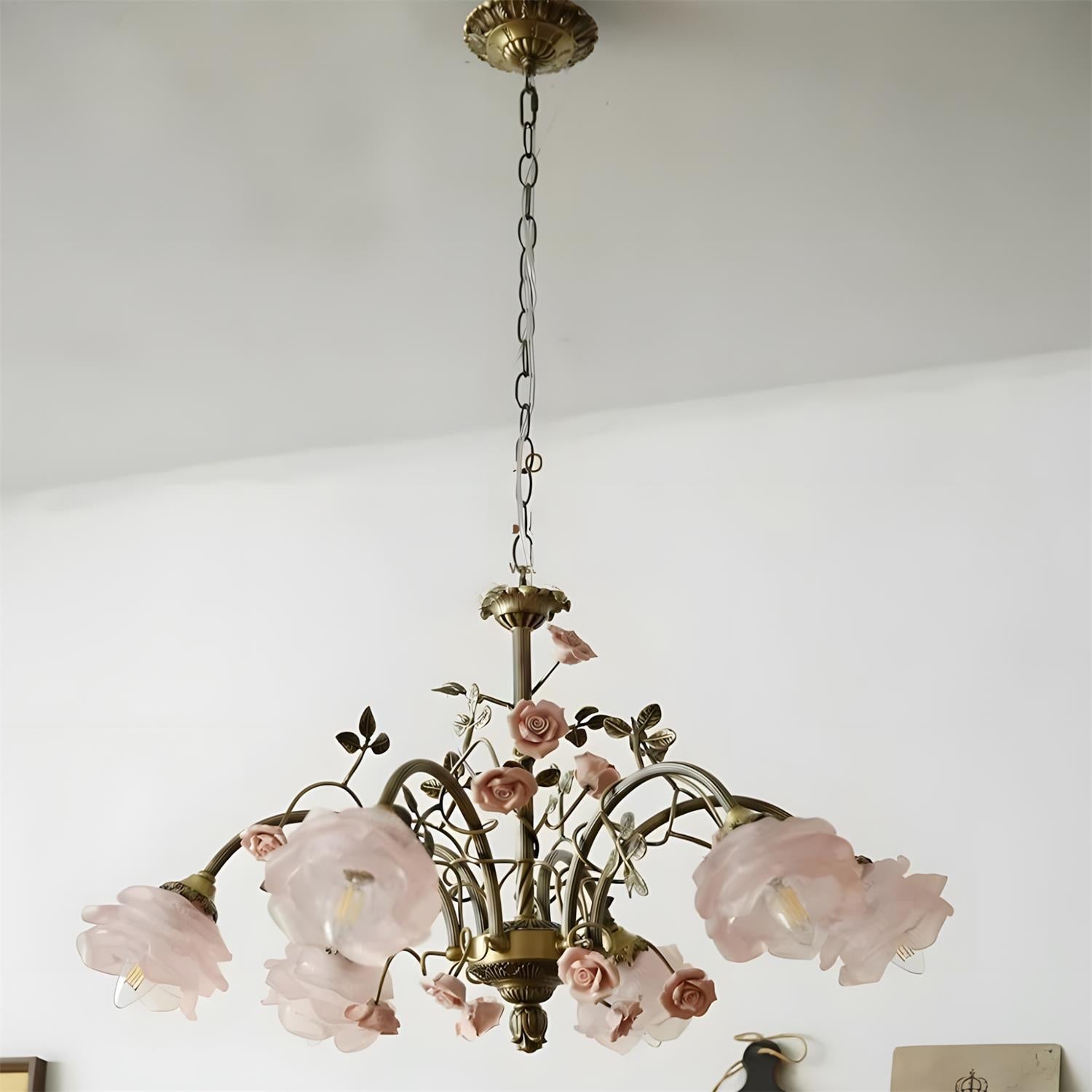 Branwen Chandelier