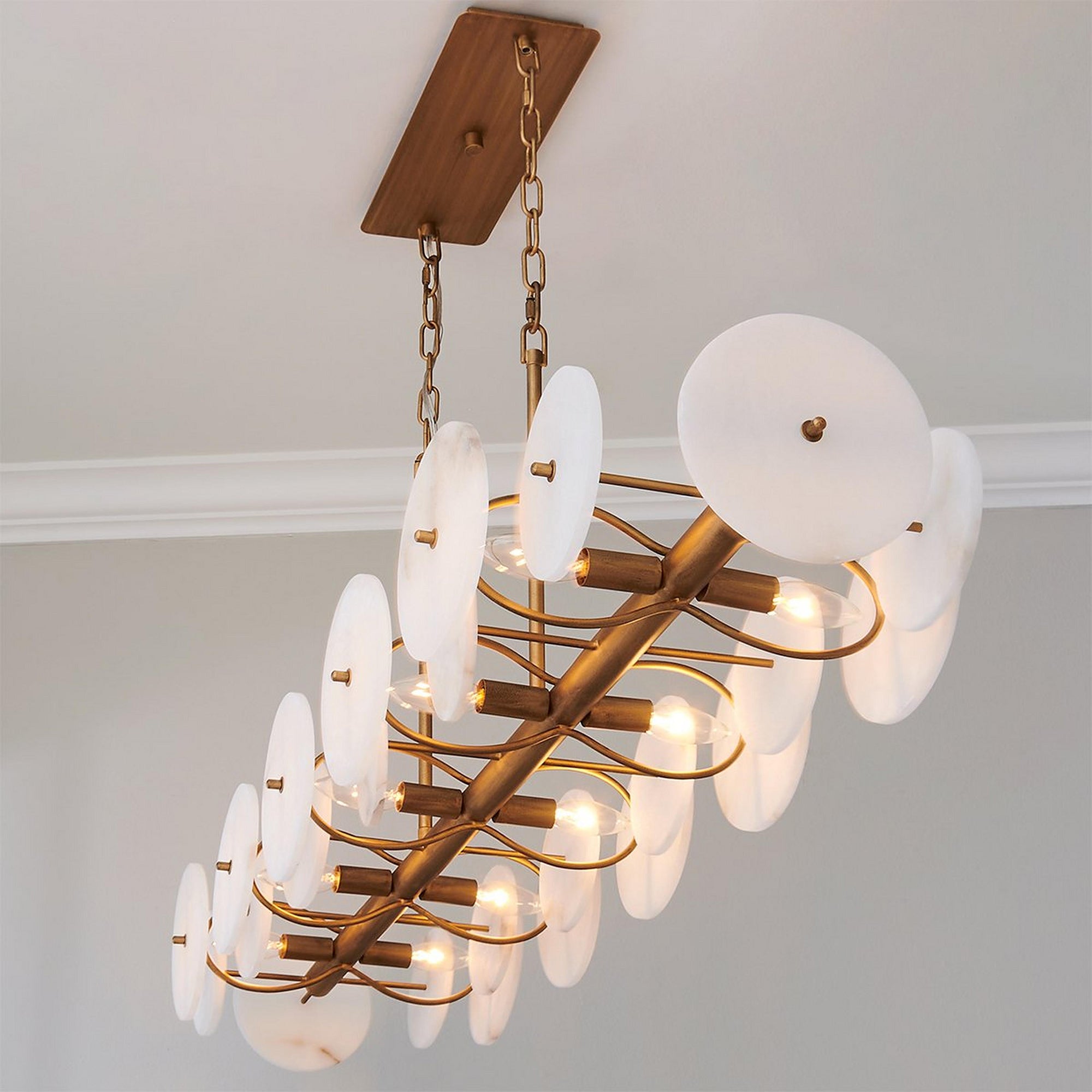 Dimensional drawing of the Selene Linear Chandelier with length and height.