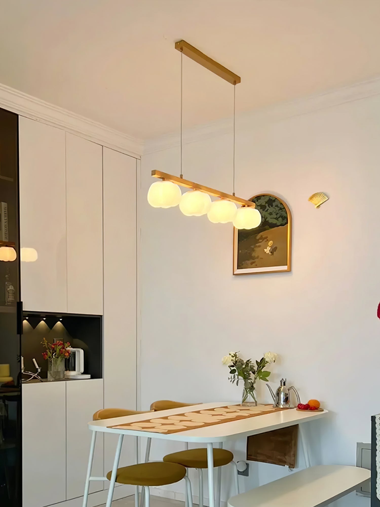 Tyler Vintage Chandelier-Neutral Decor