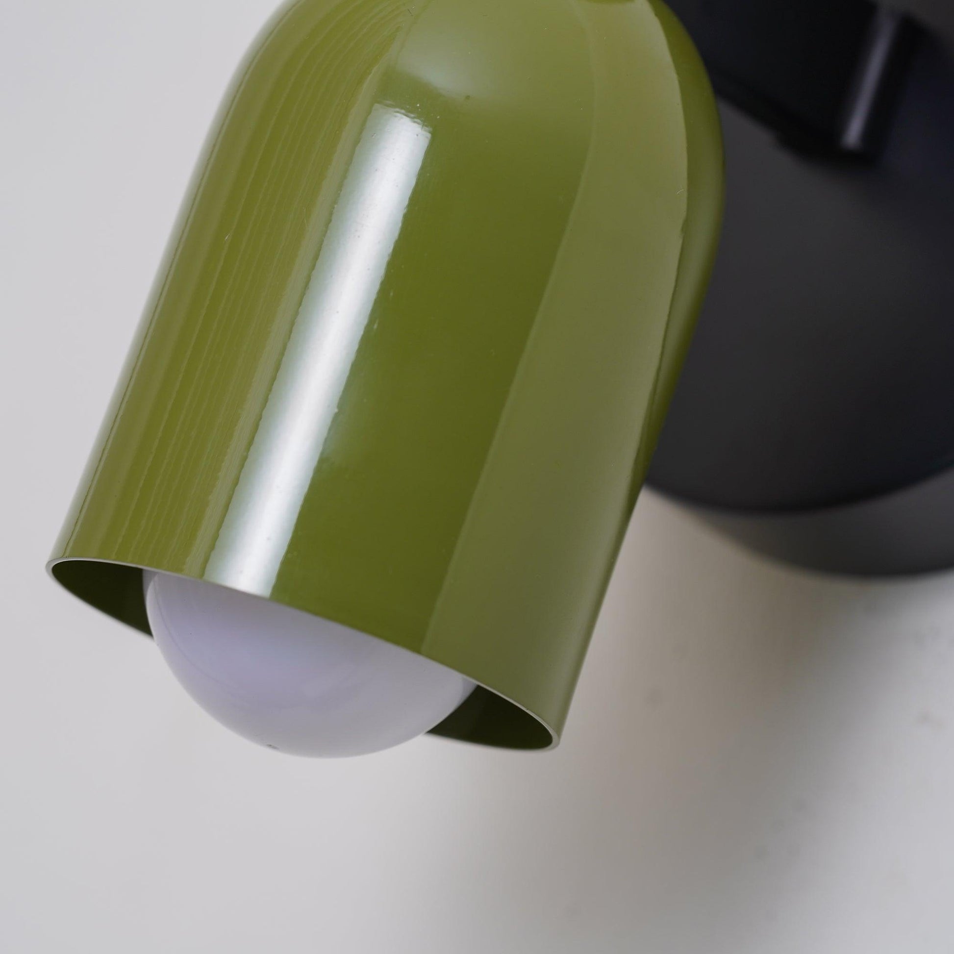 Lustra Wall Lamp Green Black Minimalist Plug-In-Neutral Decor