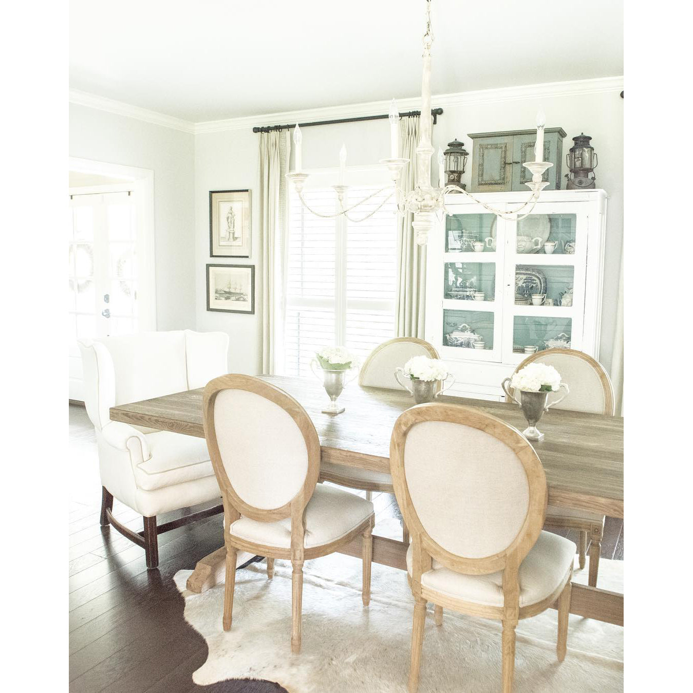 Arlo Chandelier