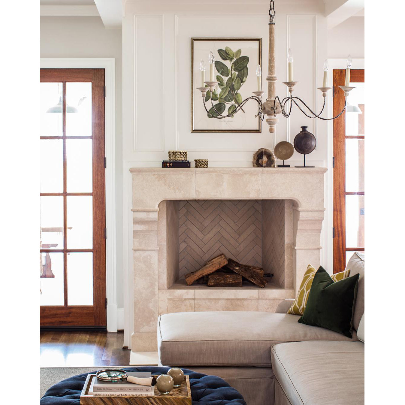 Arlo Chandelier