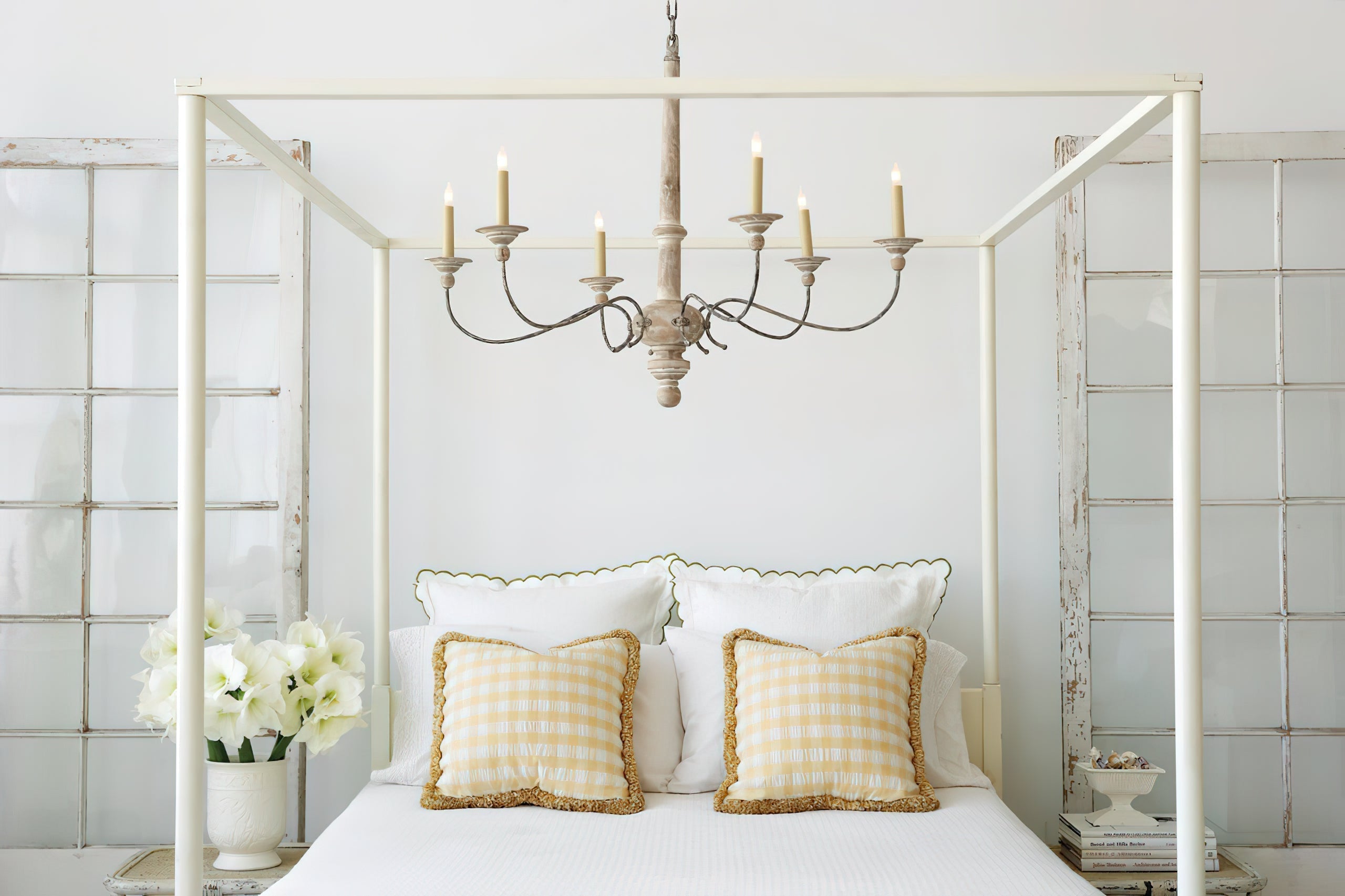 Arlo Chandelier