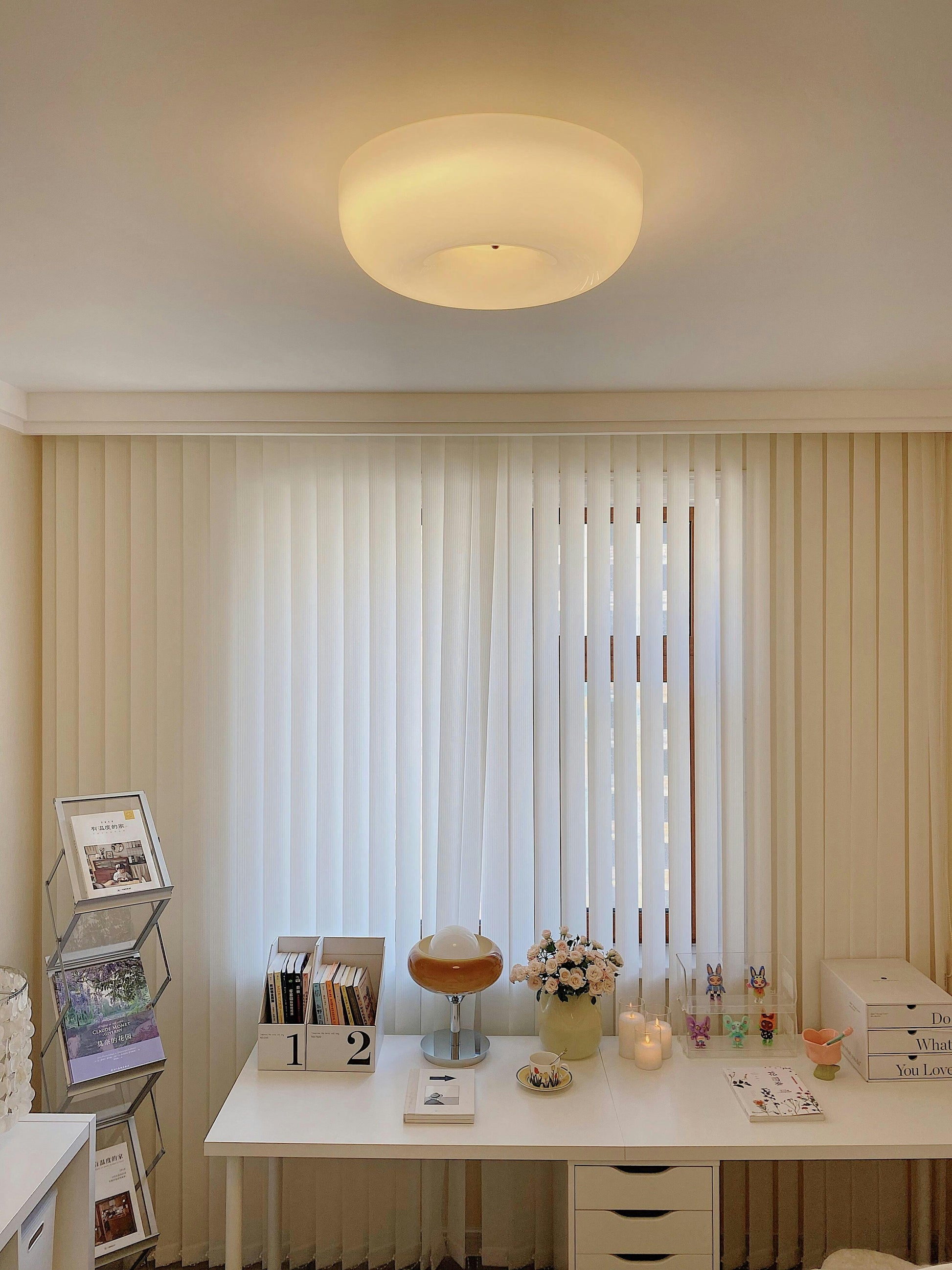 Solara Chandelier Cream Pudding with Blown Glass-Neutral Decor