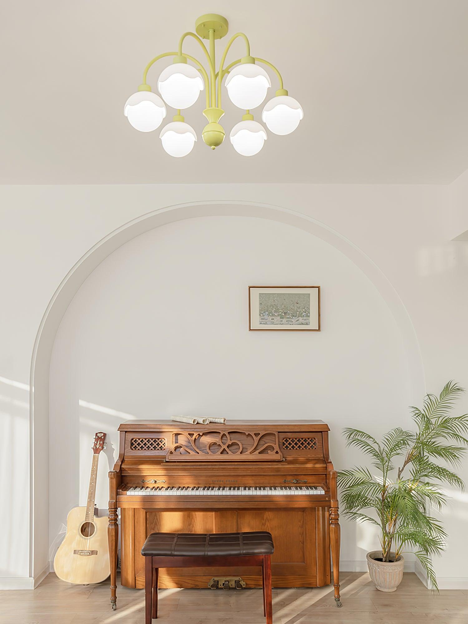 Lustra Chandelier Creamy Lychee Matcha Green Arm-Neutral Decor