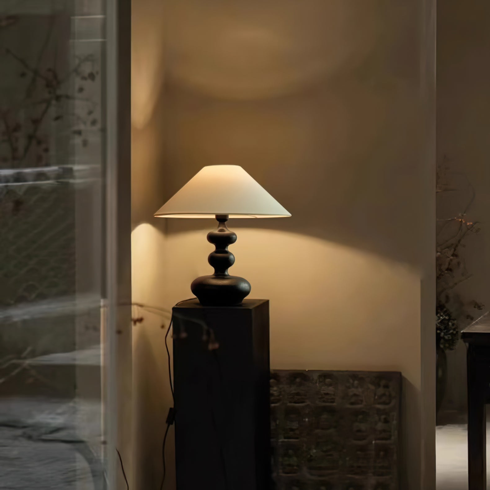 Vominex Wood Fabric Vintage Table Lamp-Neutral Decor
