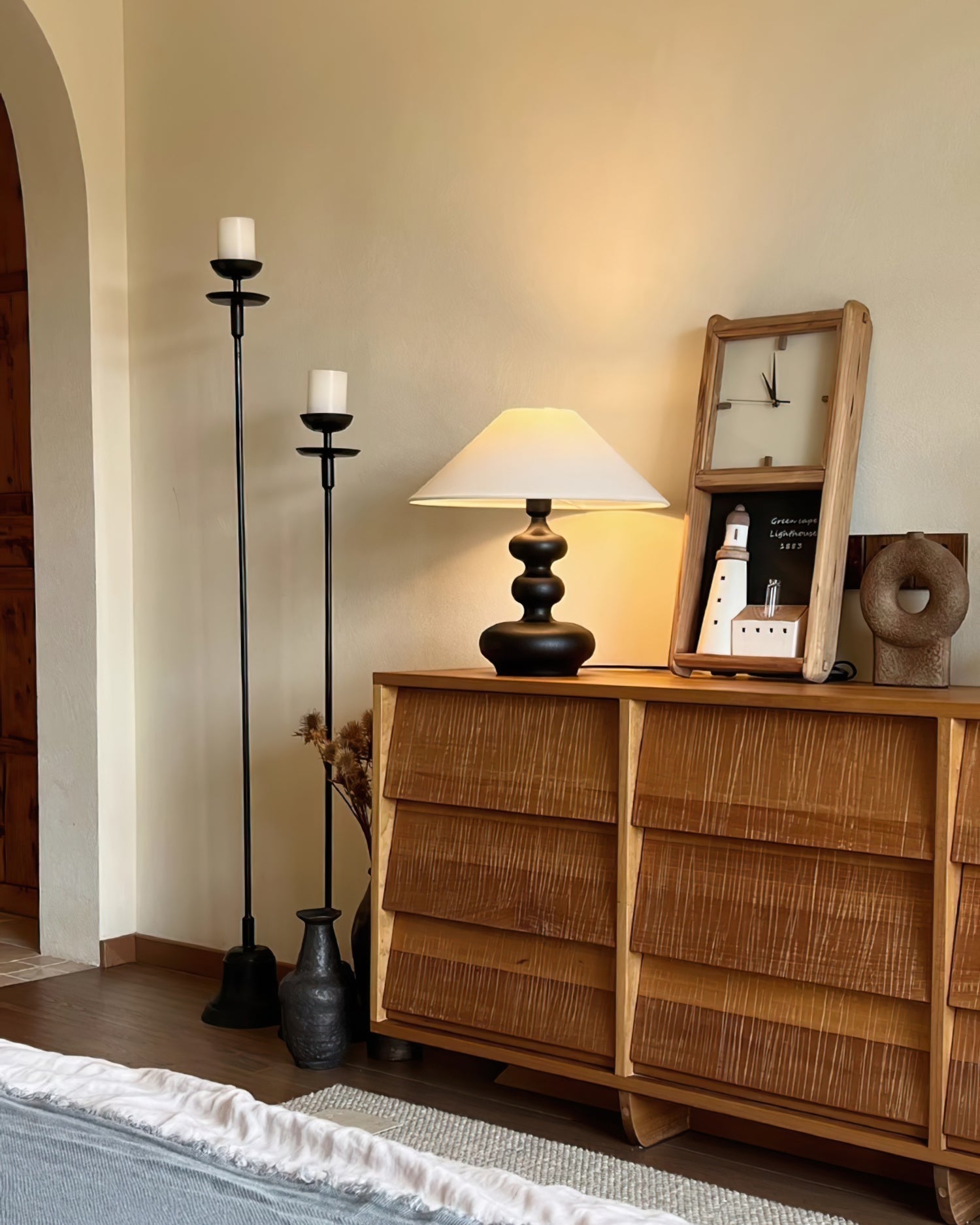 Vominex Wood Fabric Vintage Table Lamp-Neutral Decor