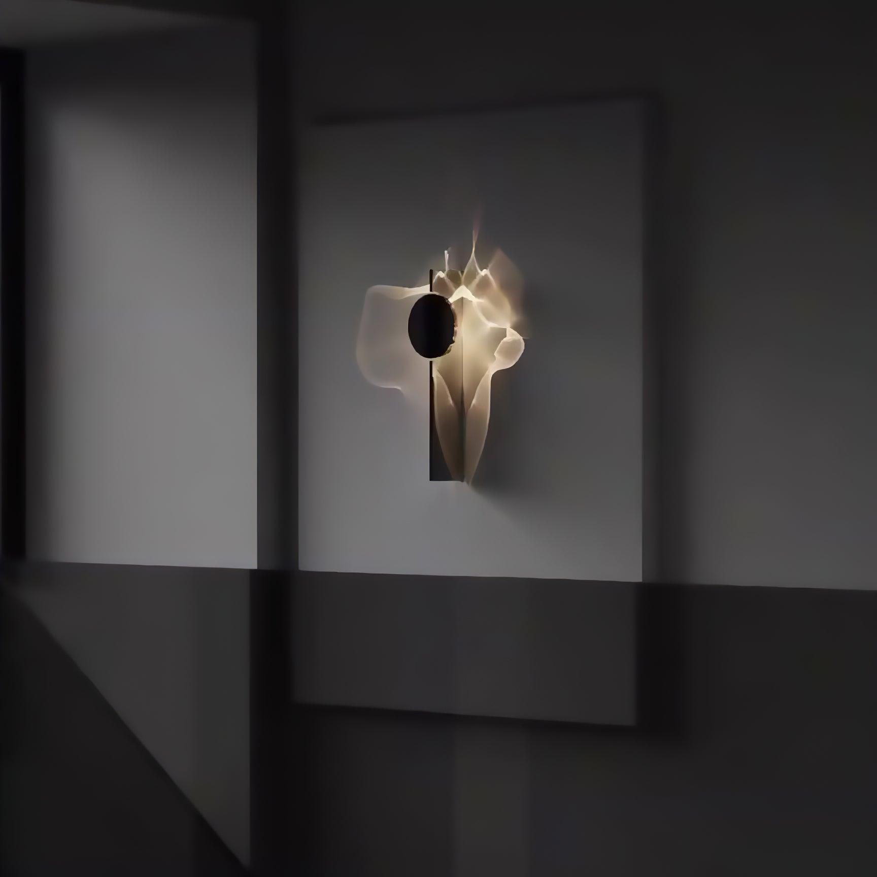 Walo Creative Light And Shadow Wall Lamp-Neutral Decor