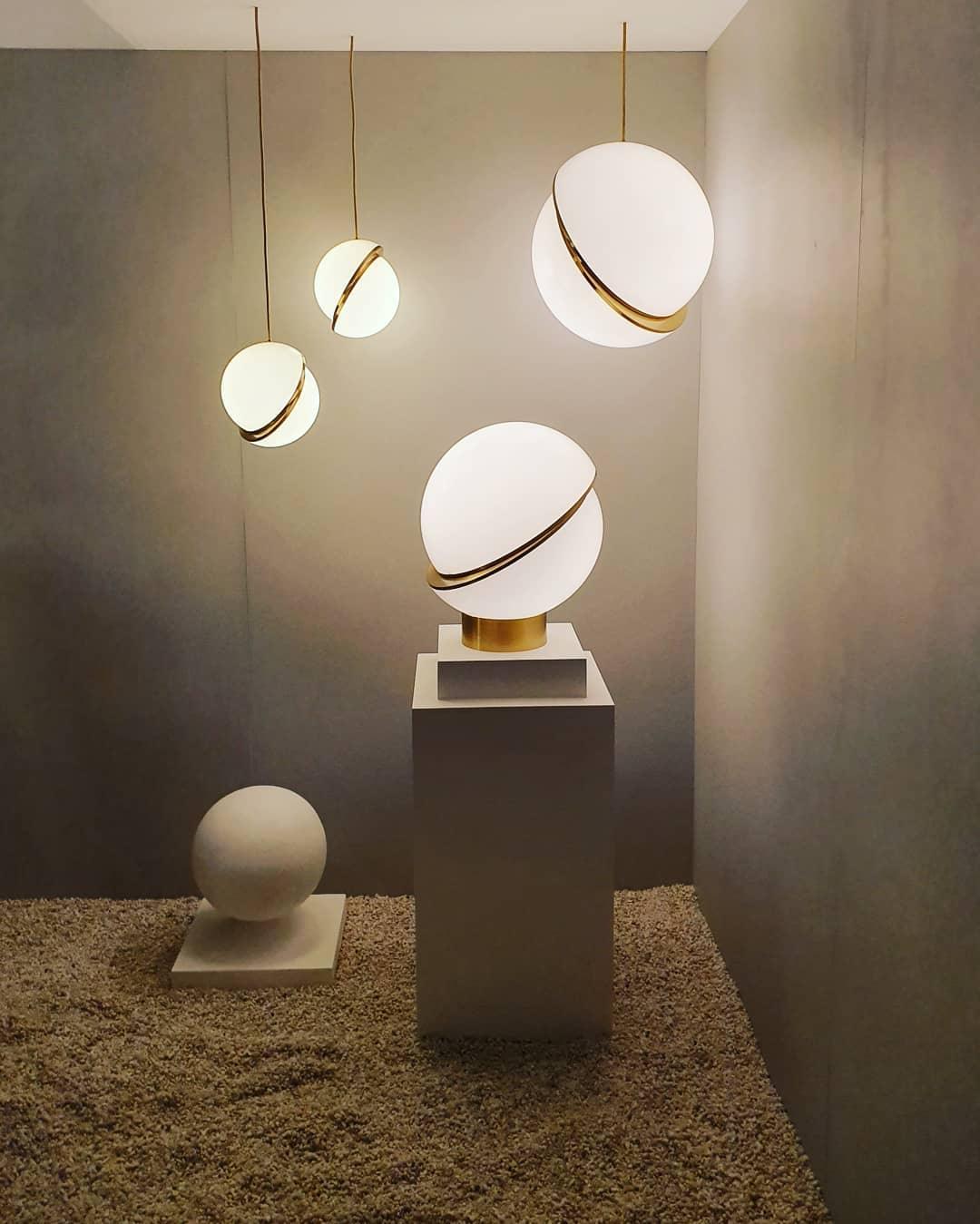 Solaria Futuristic Table Lamp-Neutral Decor