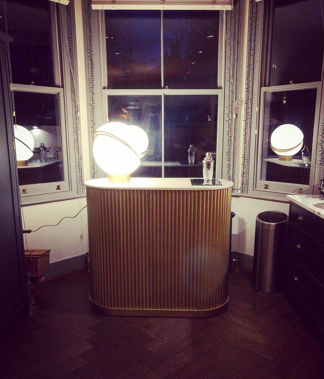 Solaria Futuristic Table Lamp-Neutral Decor