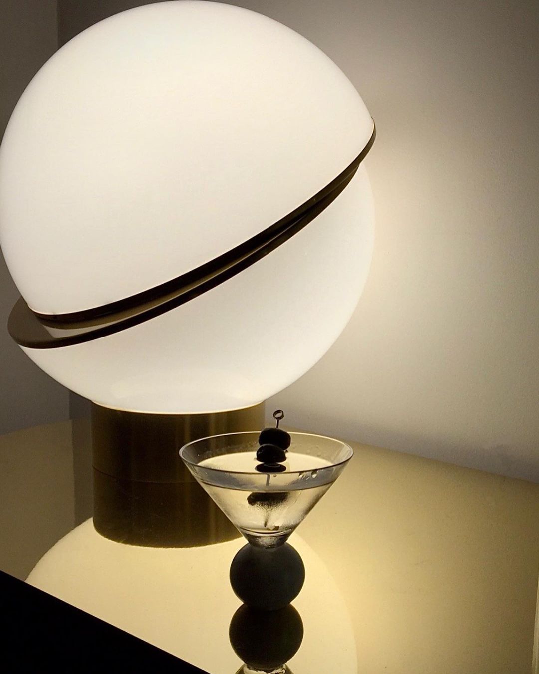 Solaria Futuristic Table Lamp-Neutral Decor