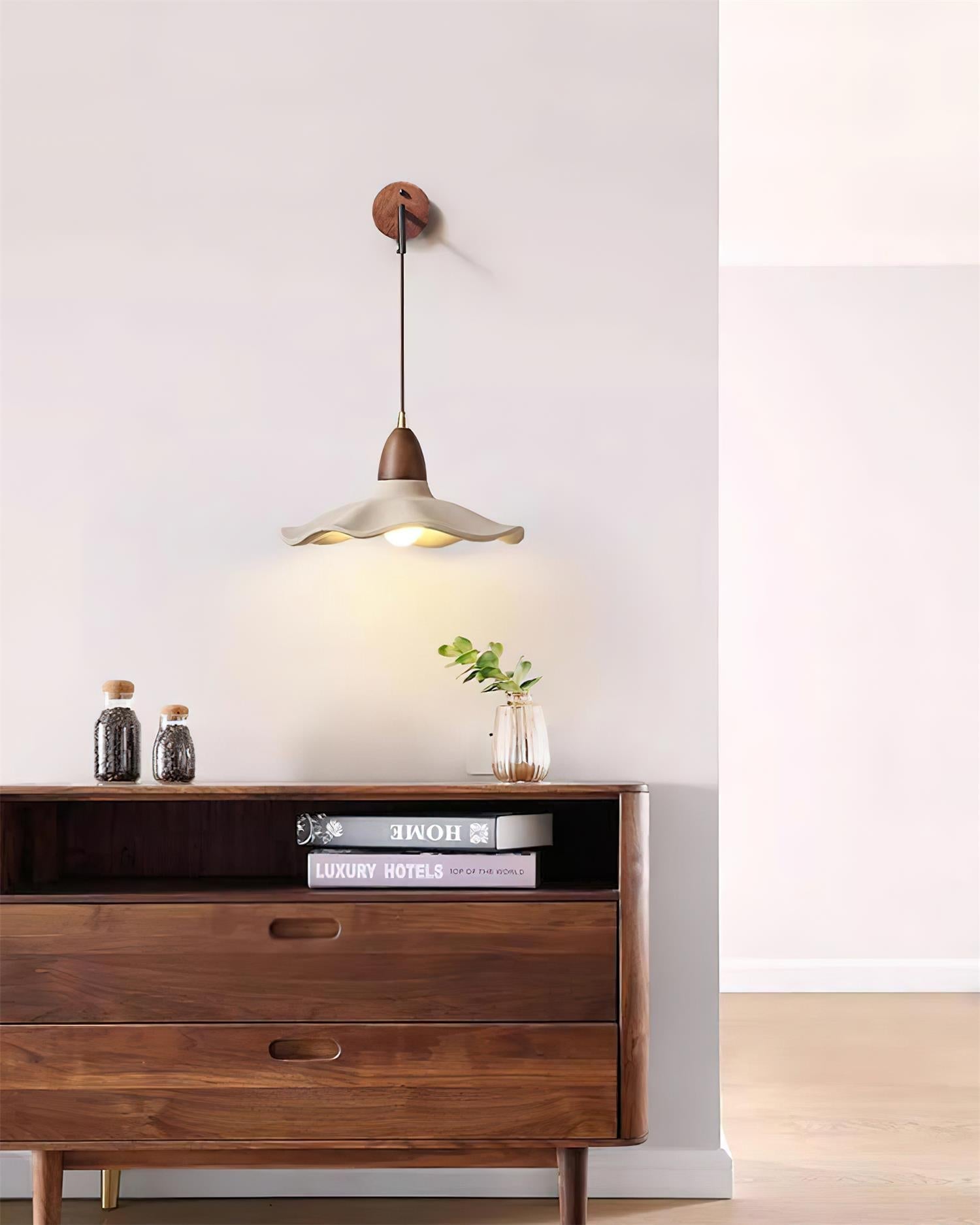 Callista Wave Wall Lamp