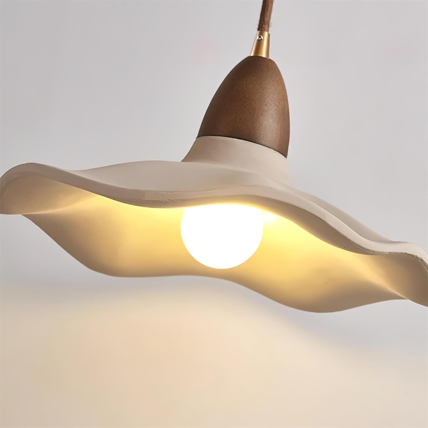 Callista Wave Wall Lamp