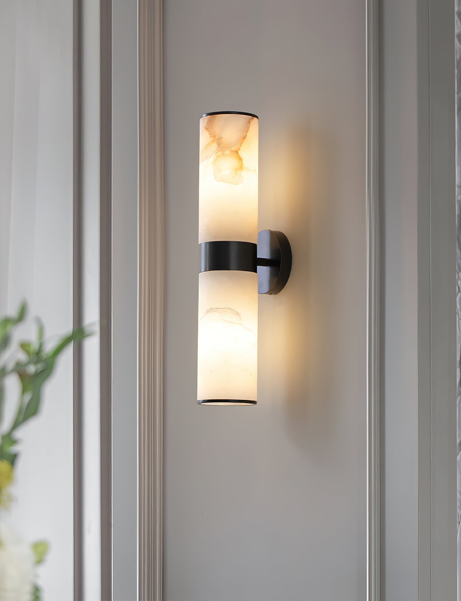Elowen Wall Lamp