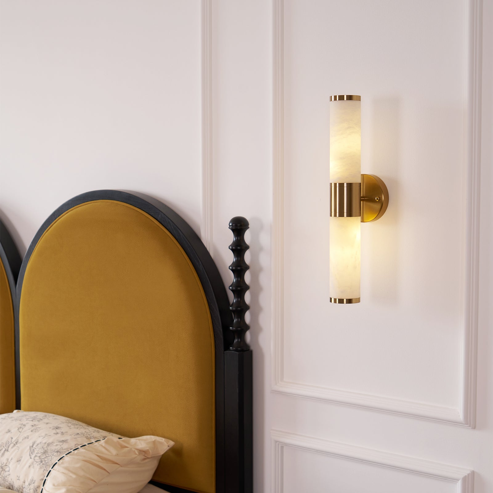 Tira Minimalist Alabaster Wall Lamp-Neutral Decor