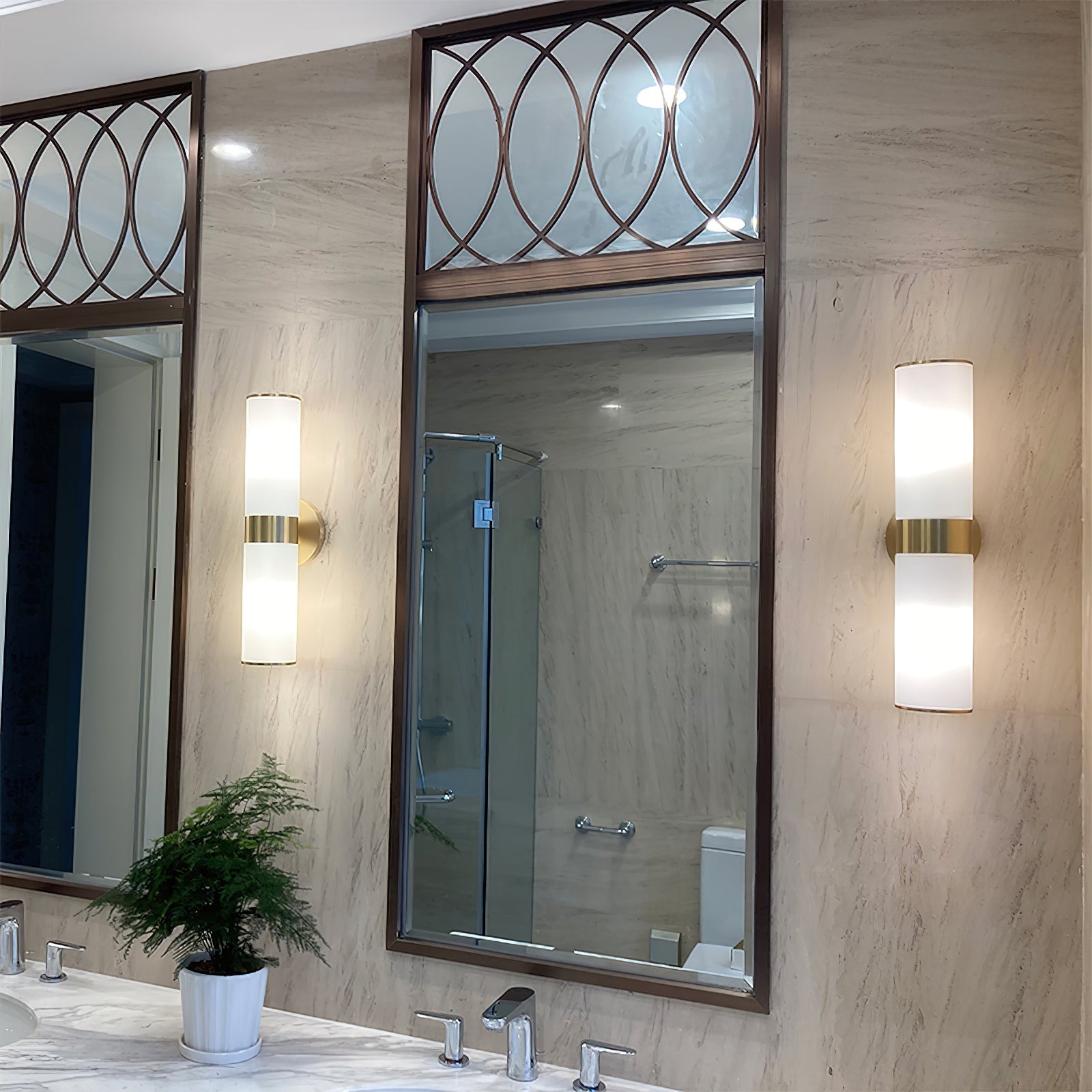 Elowen Wall Lamp