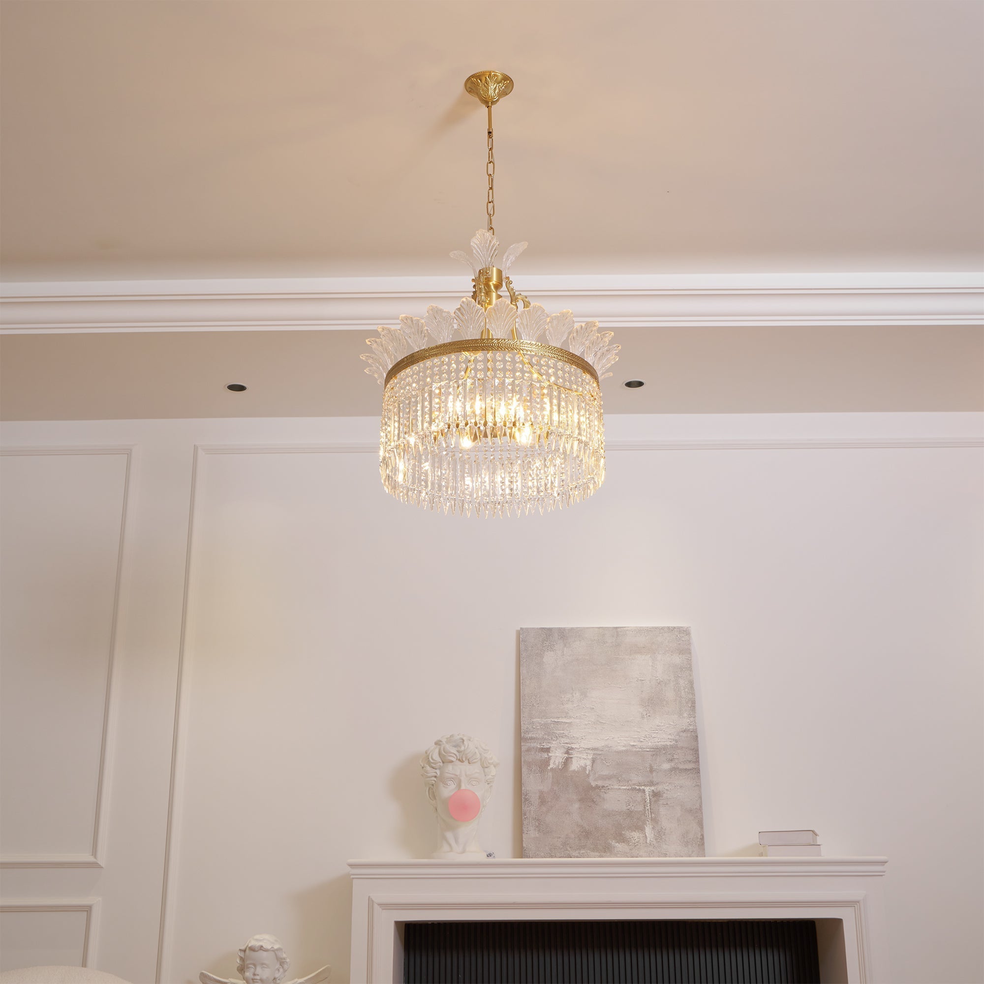 Xelra Chandelier Brass & Crystal - Neutralighting