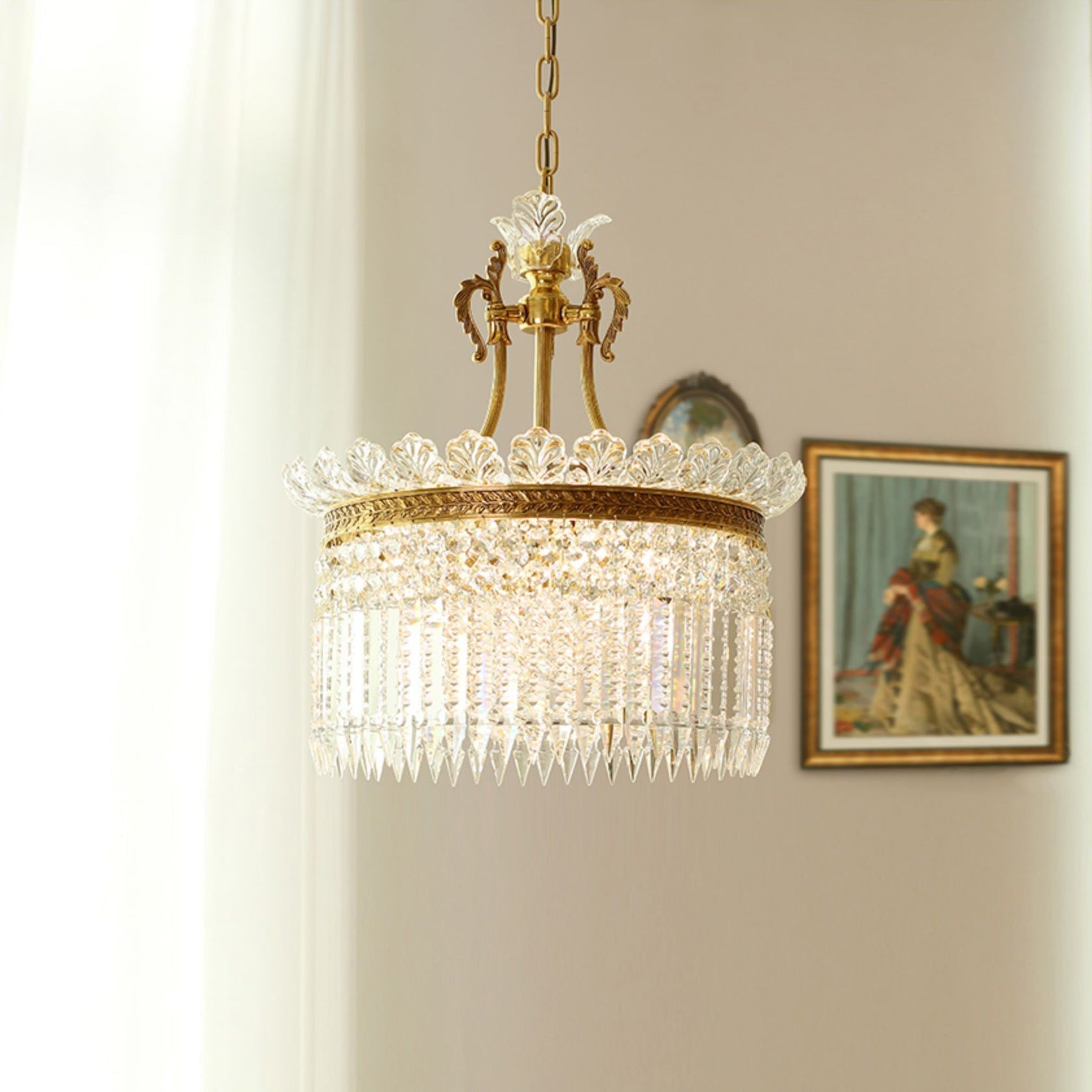 Xelra Chandelier Brass & Crystal - Neutralighting