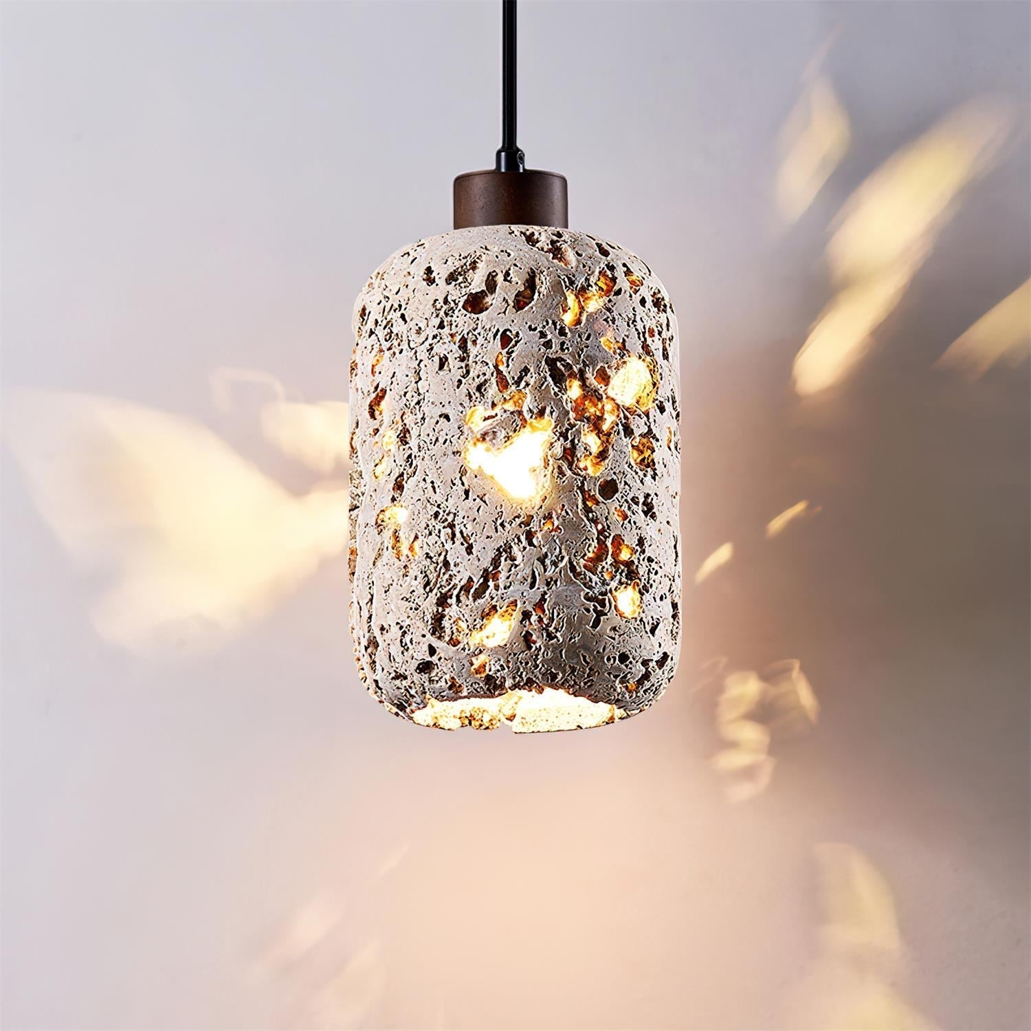 Fynel Rustic Wall Lamp