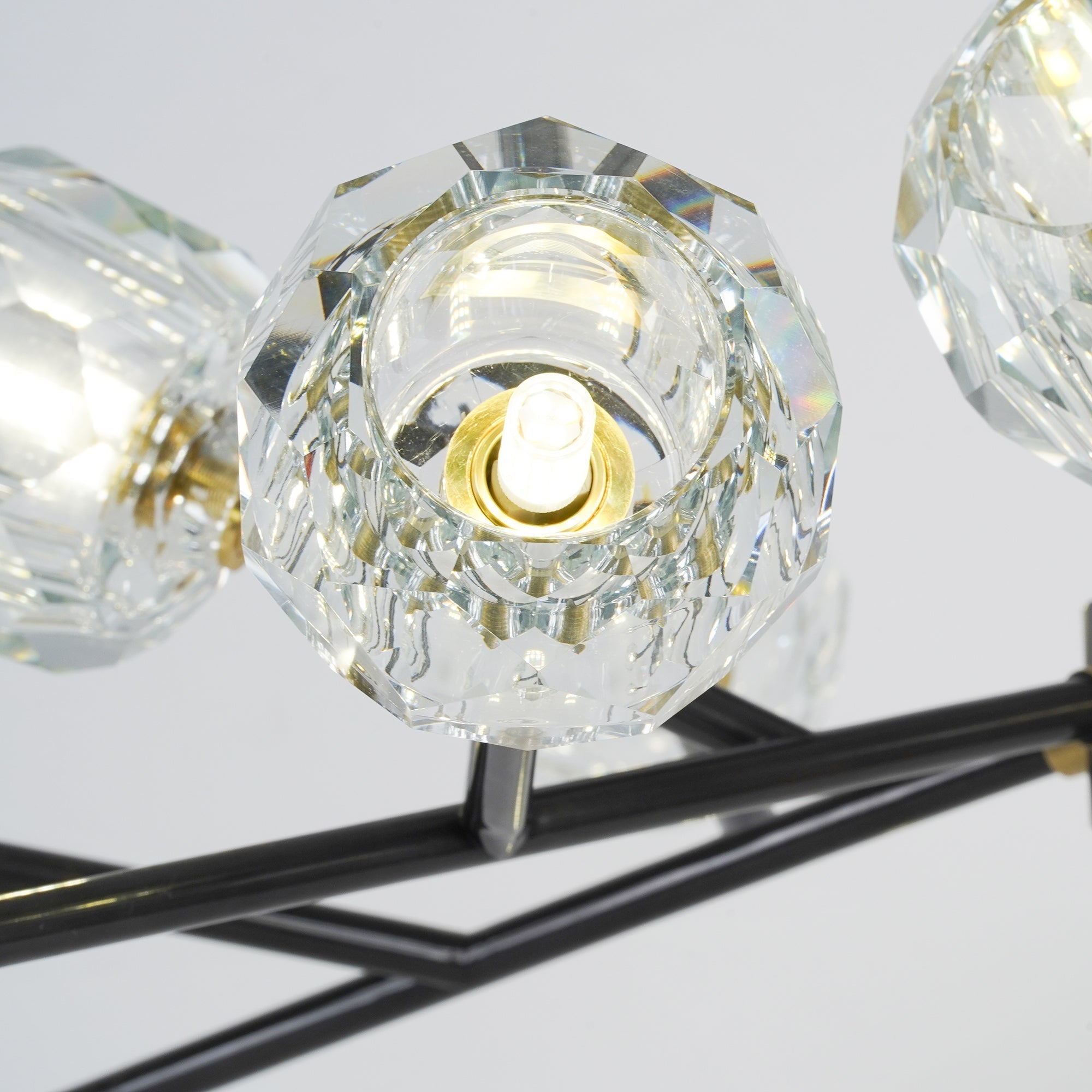 Thalyn Pendant Lamp Crystal Ball Brass Cluster-Neutral Decor