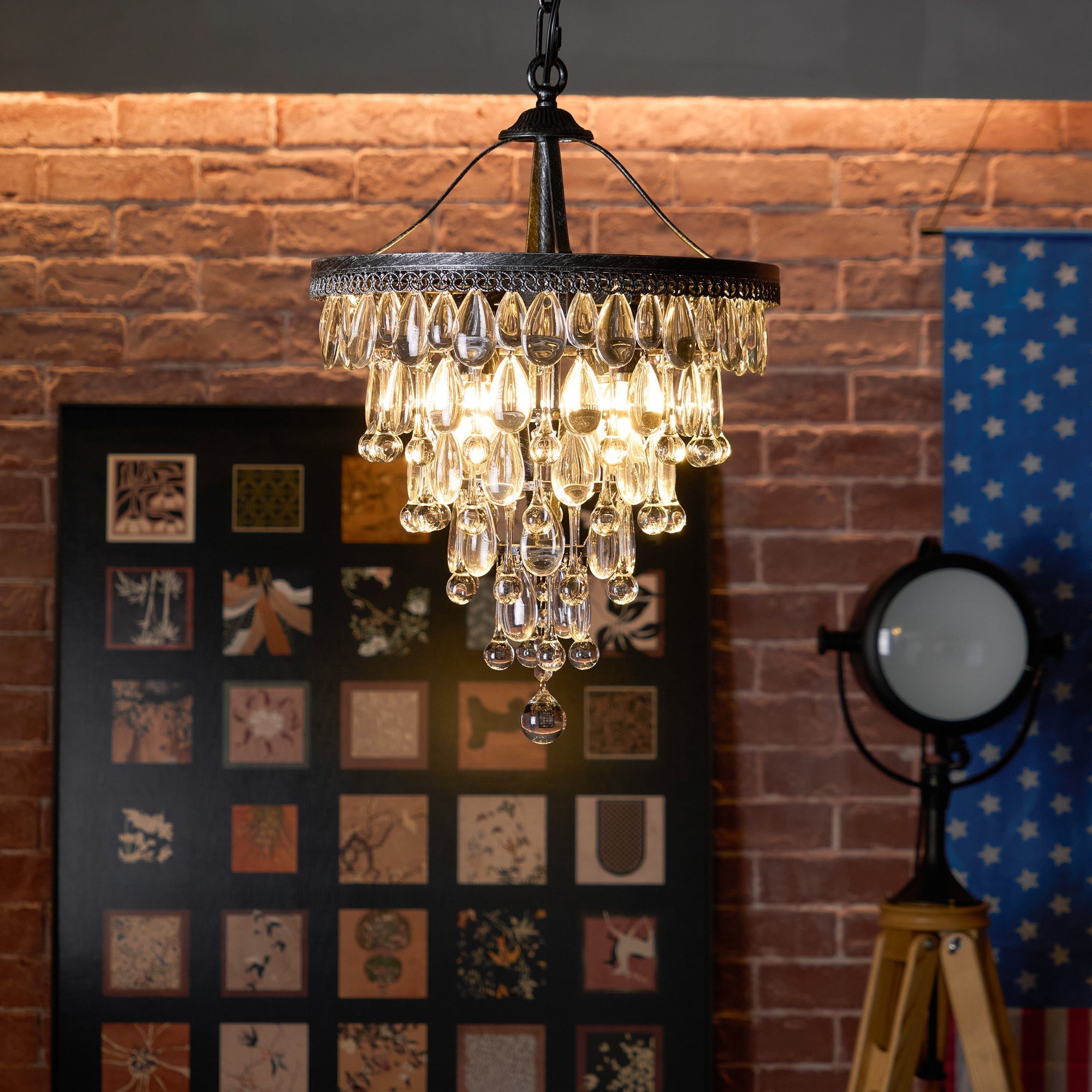 Riven Chandelier