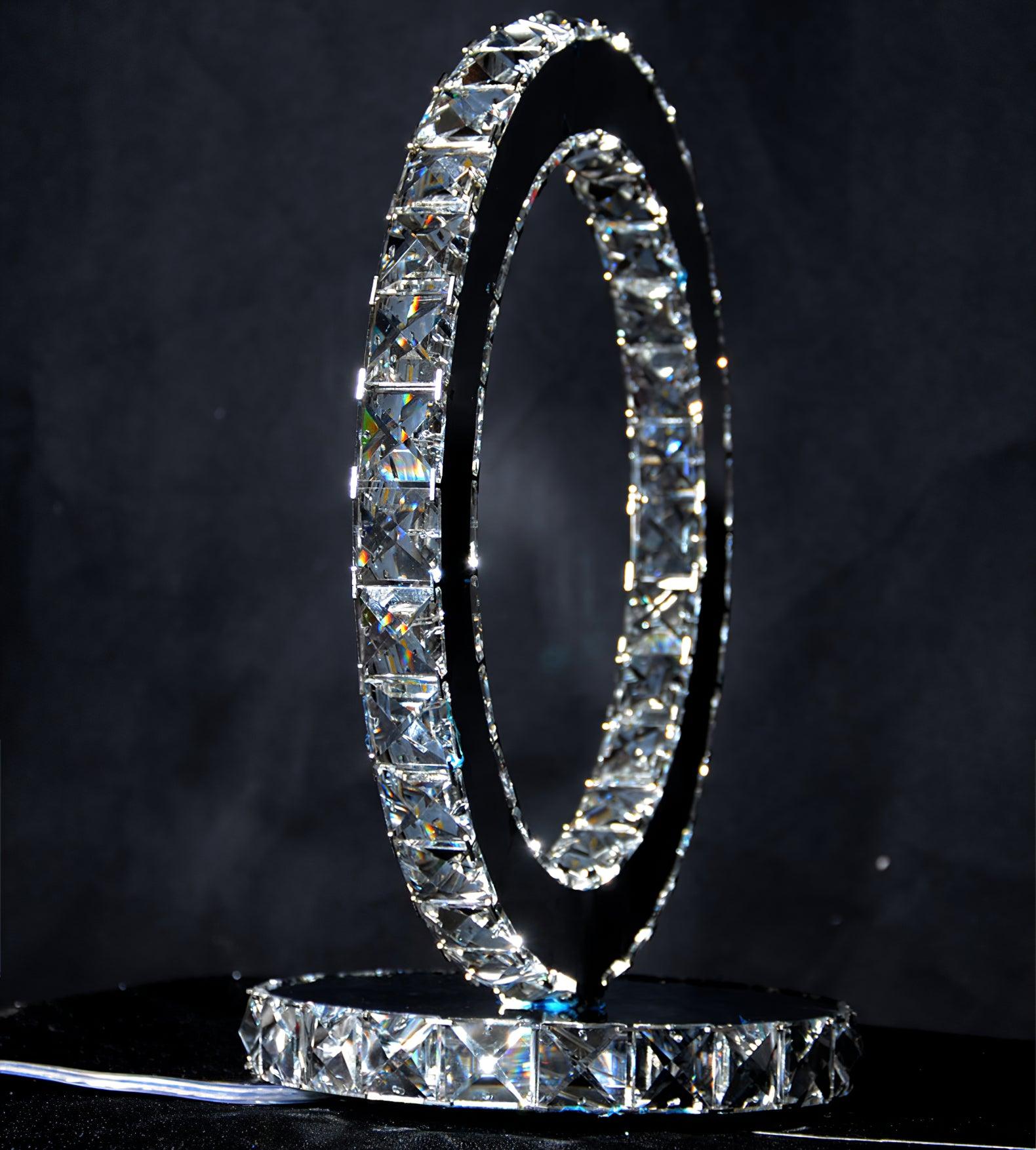 Ivor Crystal Rings Table Lamp-Neutral Decor