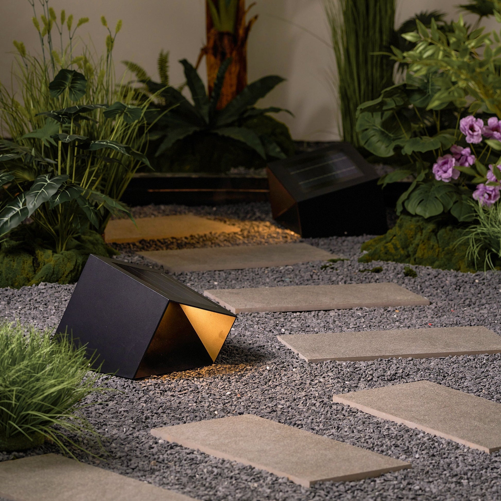 Evsore Unique Cube Garden Solar Outdoor Light-Neutral Decor
