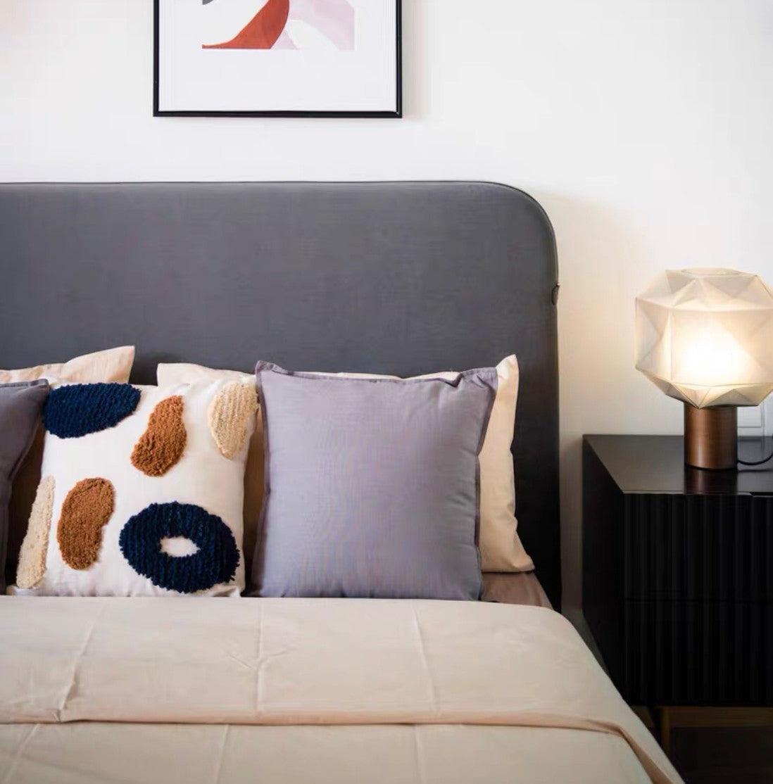 Cubo Table Lamp-Neutral Decor